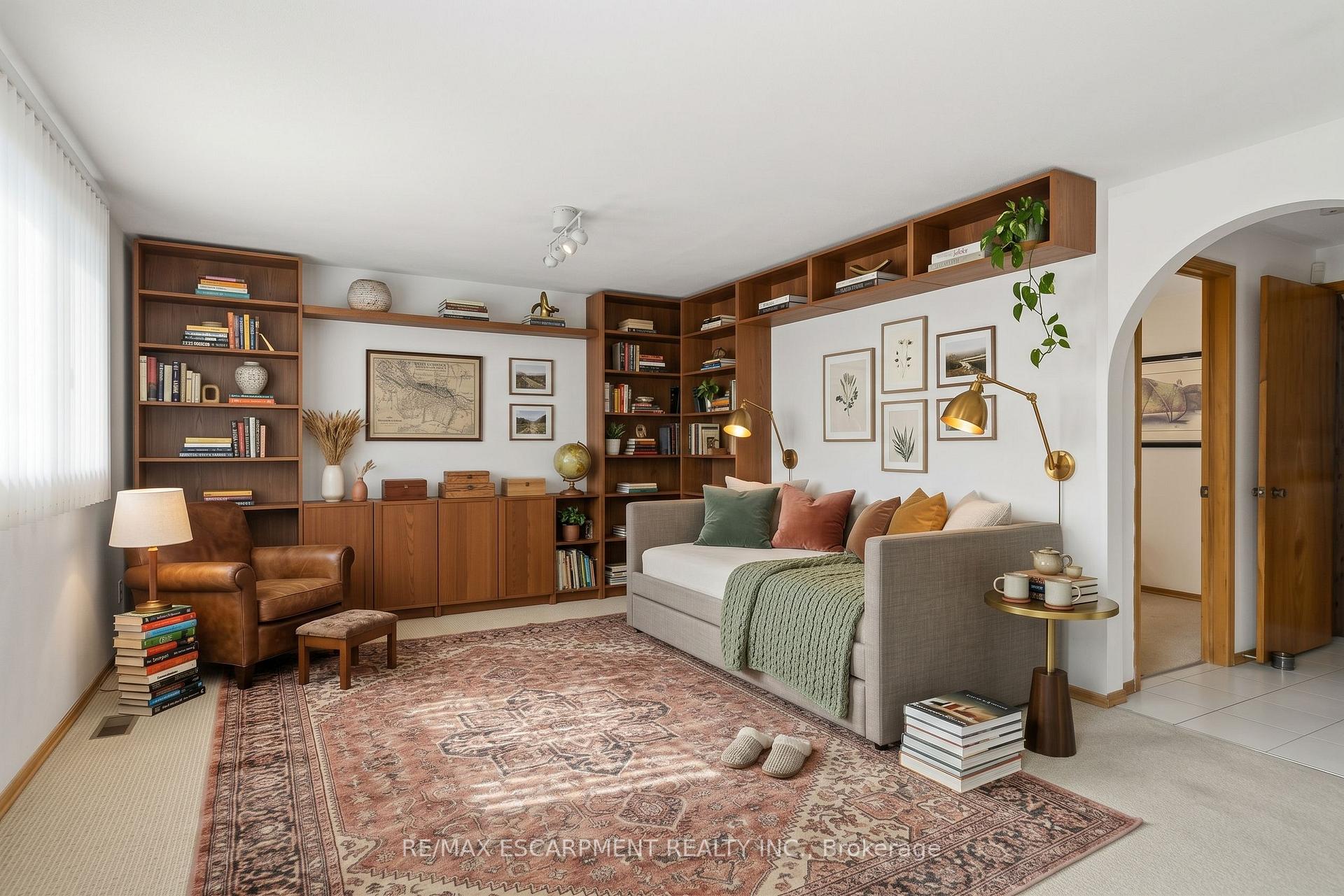 Photo 29 of 36 Algonquin Court, Hamilton, Lisgar — HOMEH