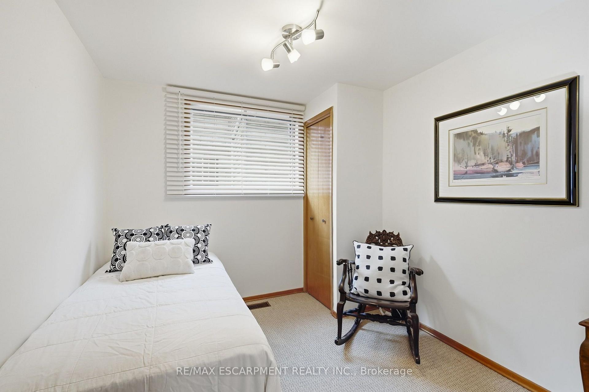 Photo 30 of 36 Algonquin Court, Hamilton, Lisgar — HOMEH