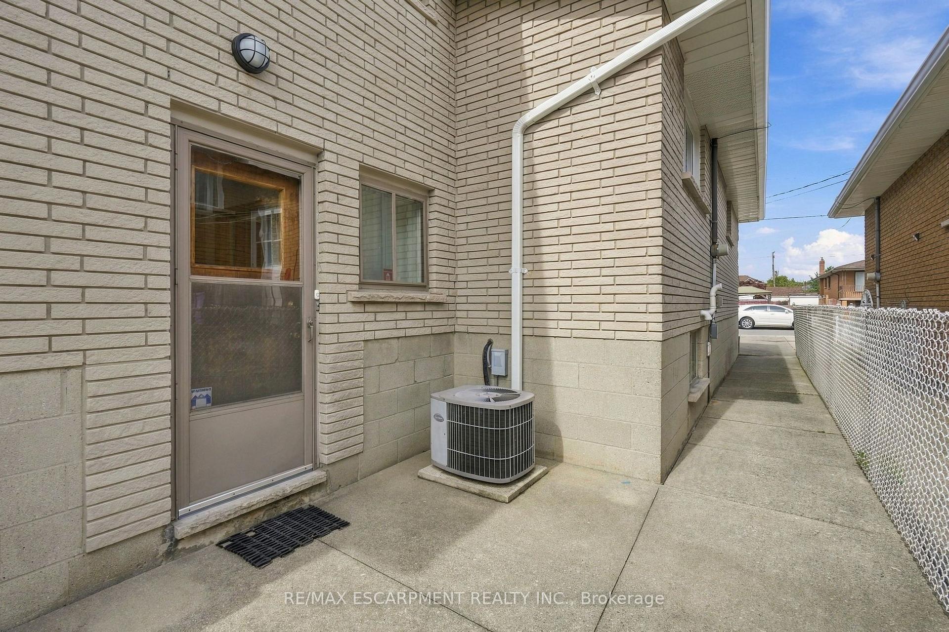 Photo 39 of 36 Algonquin Court, Hamilton, Lisgar — HOMEH