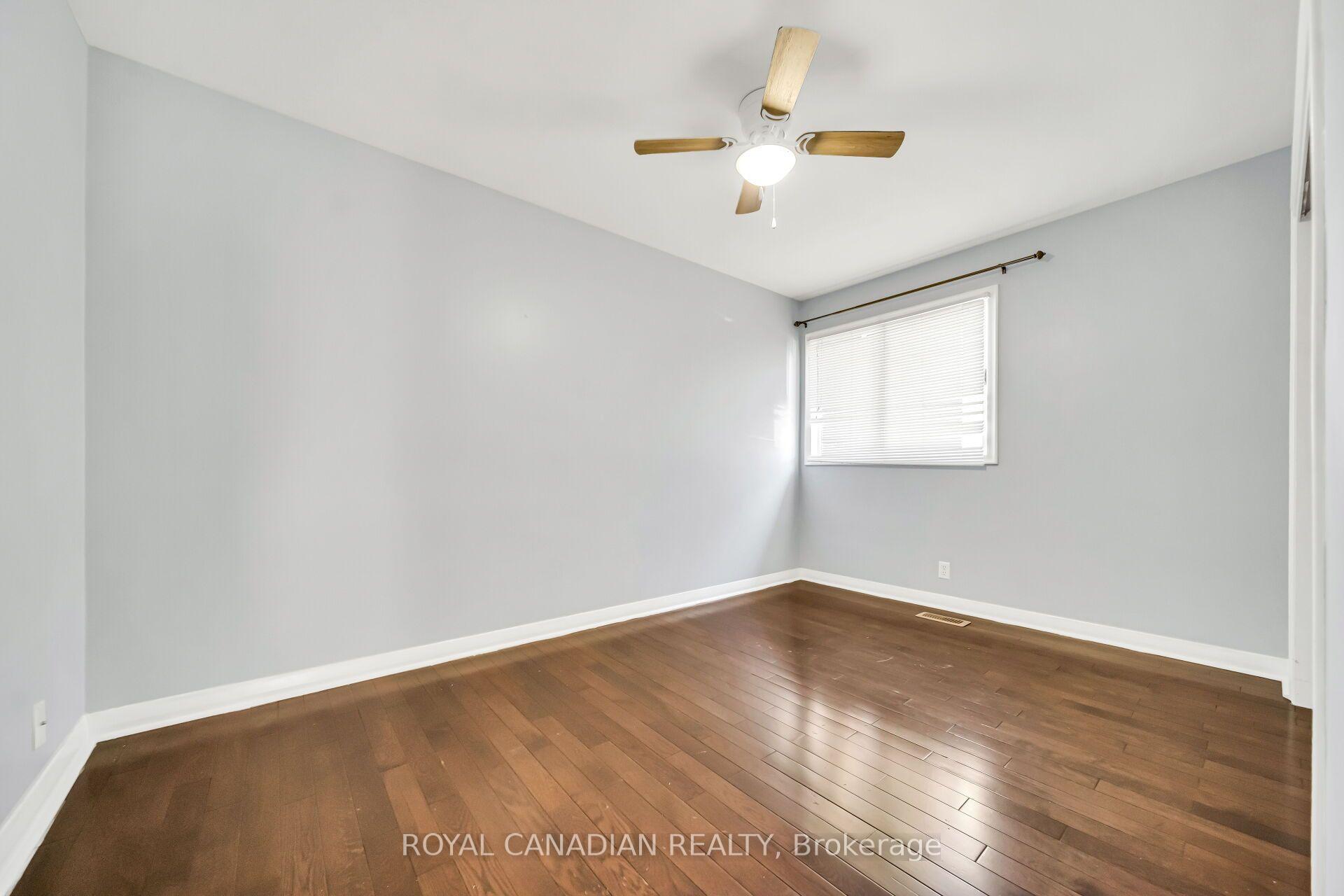 Photo 18 of 457 Dumfries Avenue, Kitchener, Auditorium — HOMEH