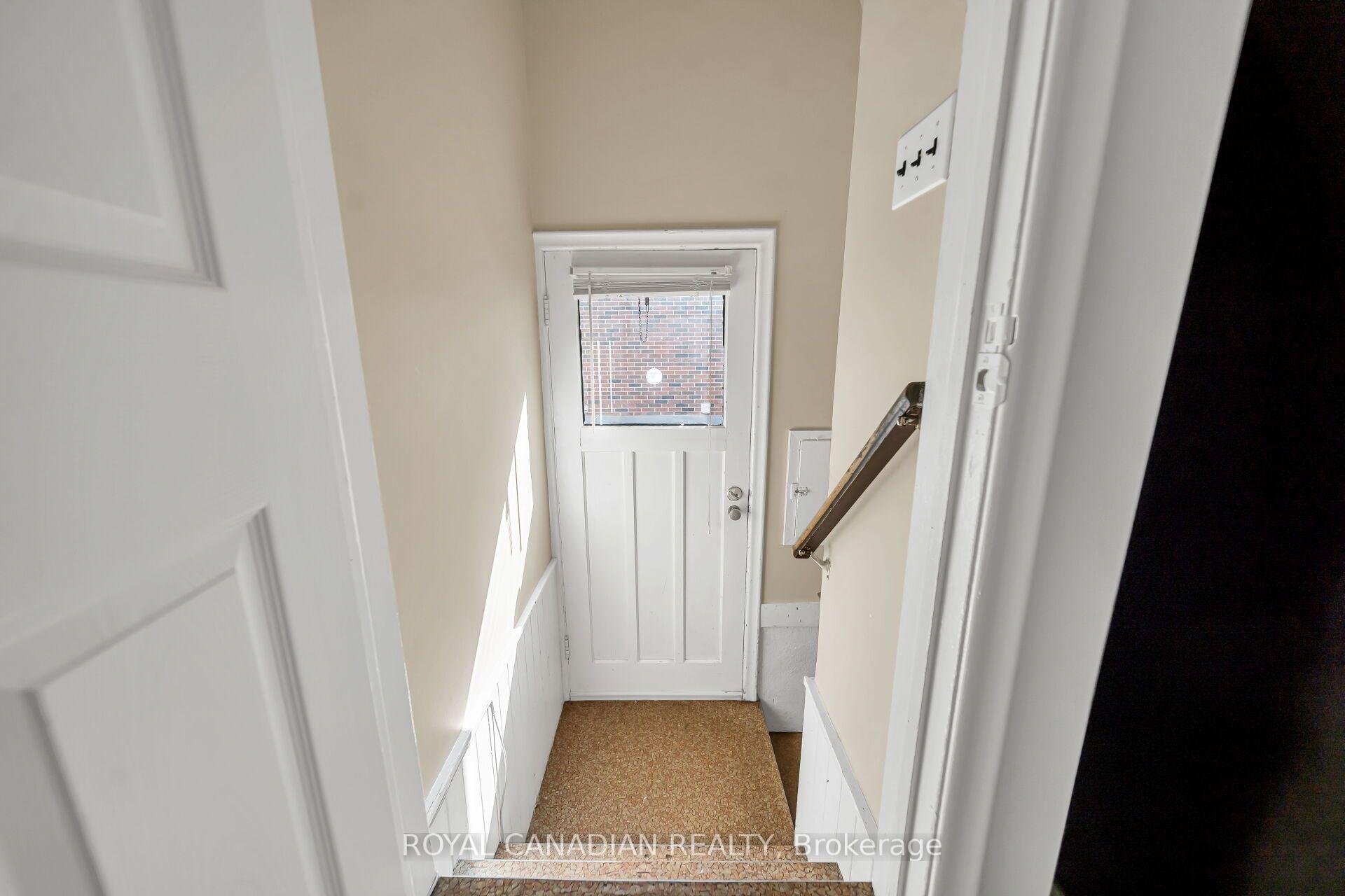 Photo 31 of 457 Dumfries Avenue, Kitchener, Auditorium — HOMEH