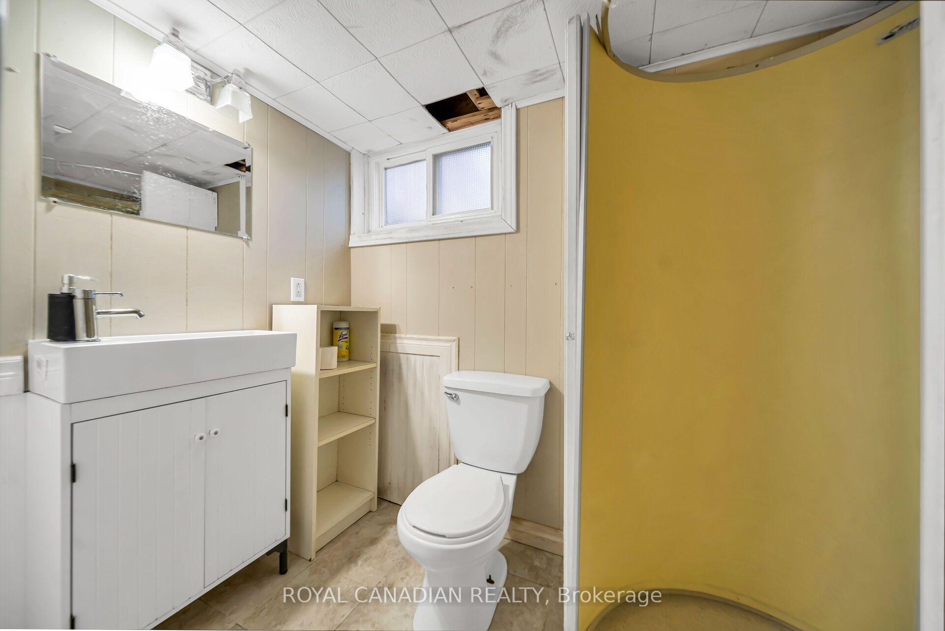 Photo 37 of 457 Dumfries Avenue, Kitchener, Auditorium — HOMEH