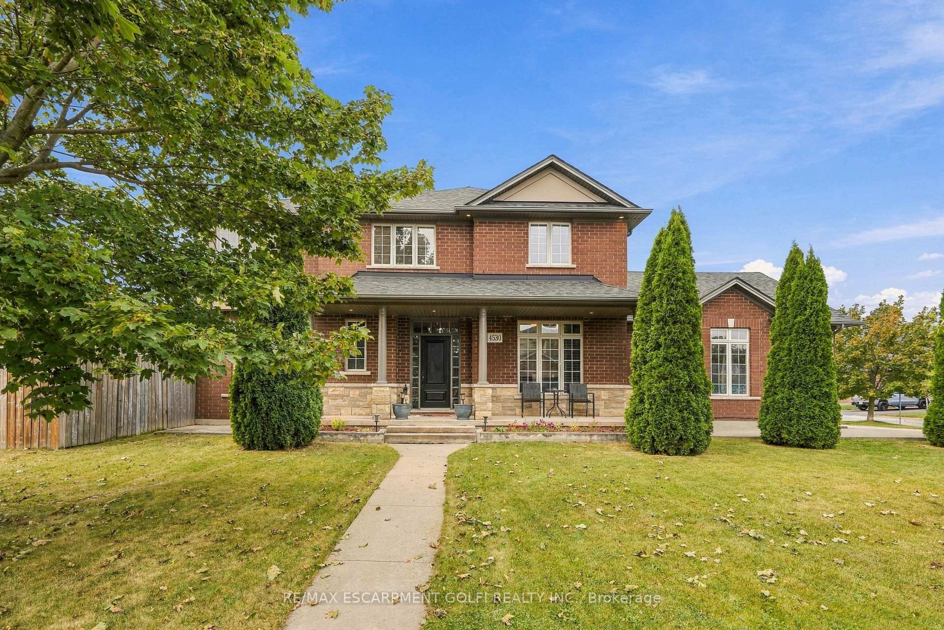 Photo 3 of 4530 Frances Crescent, Lincoln, Beamsville — HOMEH