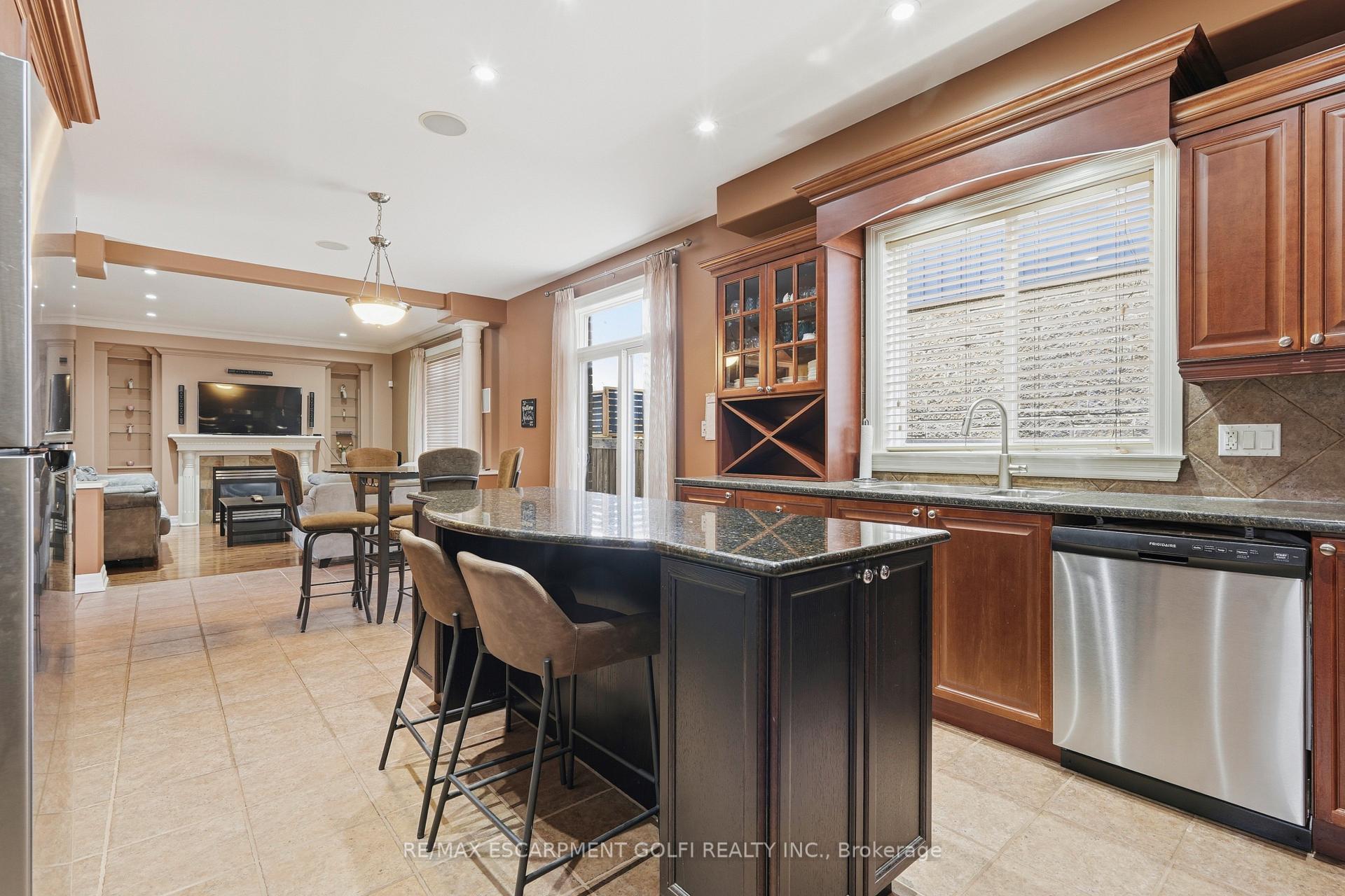 Photo 8 of 4530 Frances Crescent, Lincoln, Beamsville — HOMEH