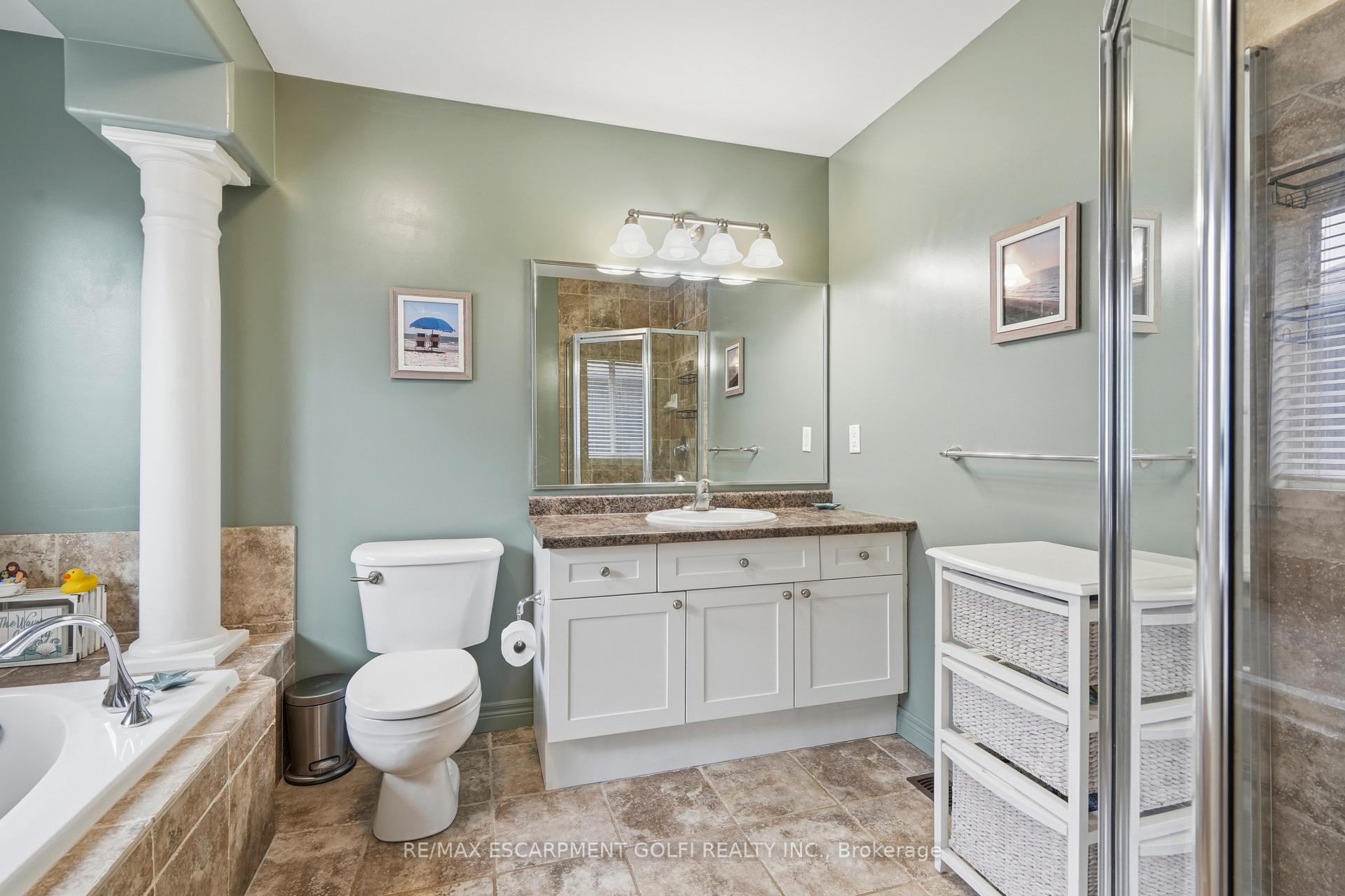 Photo 18 of 4530 Frances Crescent, Lincoln, Beamsville — HOMEH