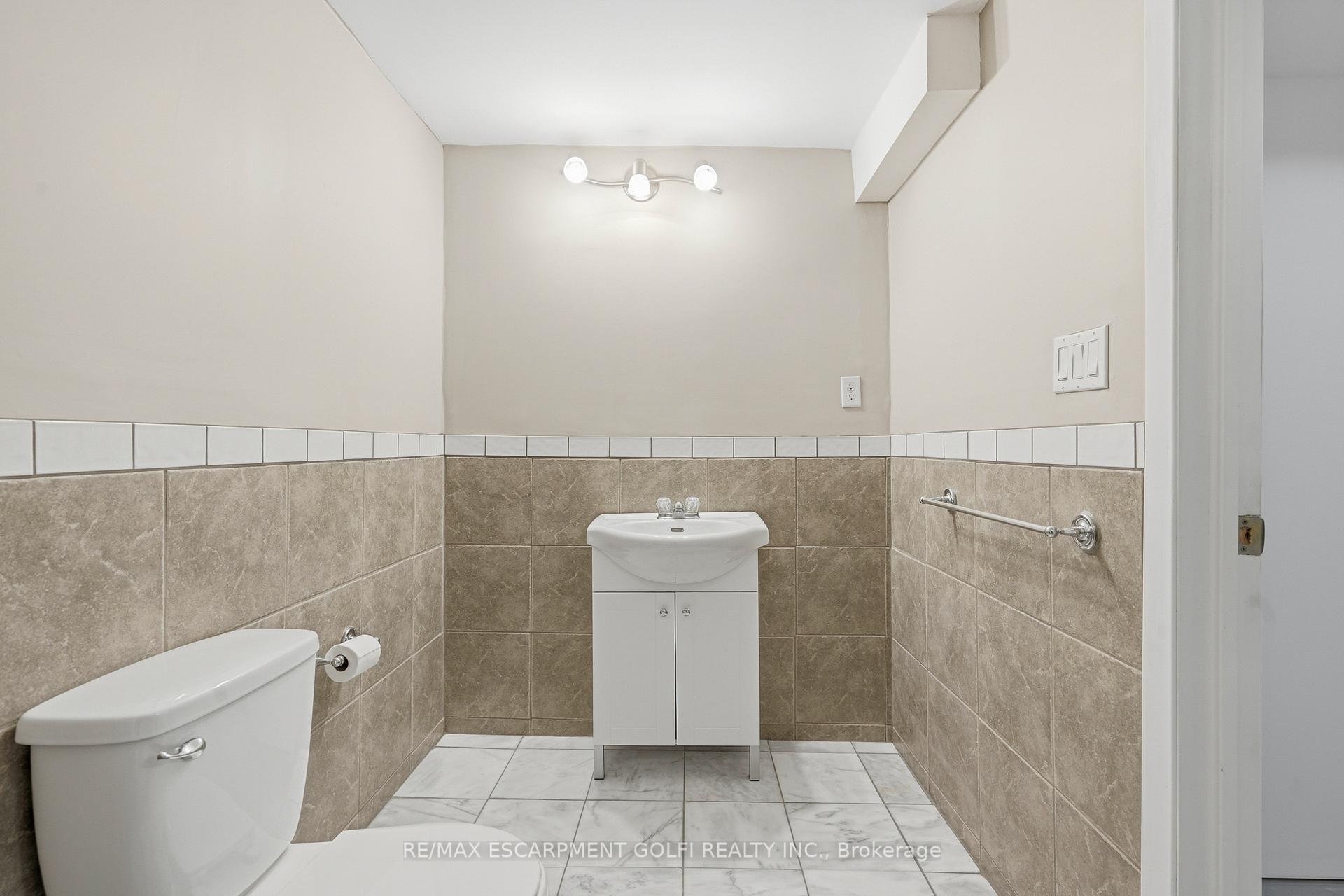 Photo 26 of 4530 Frances Crescent, Lincoln, Beamsville — HOMEH