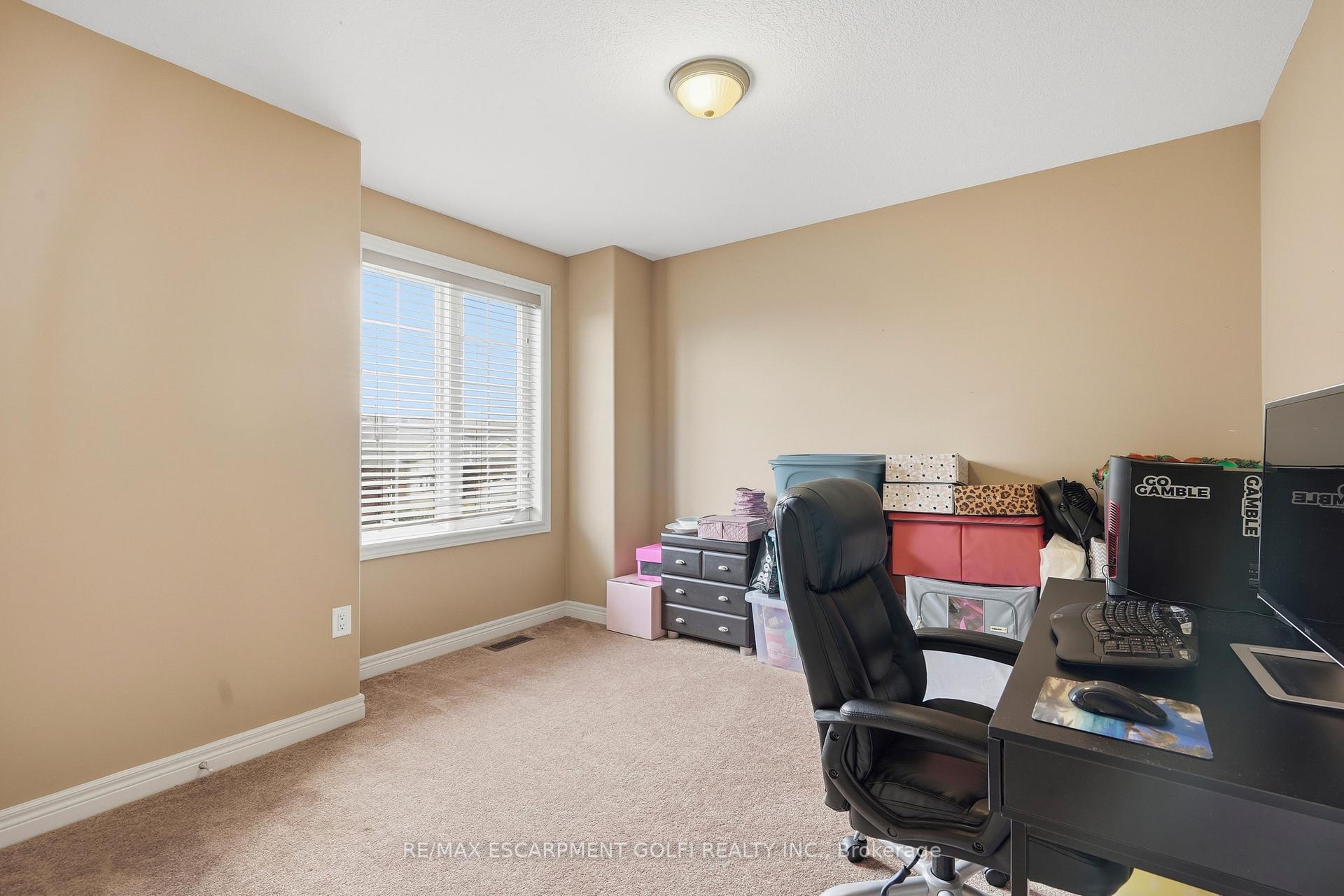 Photo 28 of 4530 Frances Crescent, Lincoln, Beamsville — HOMEH