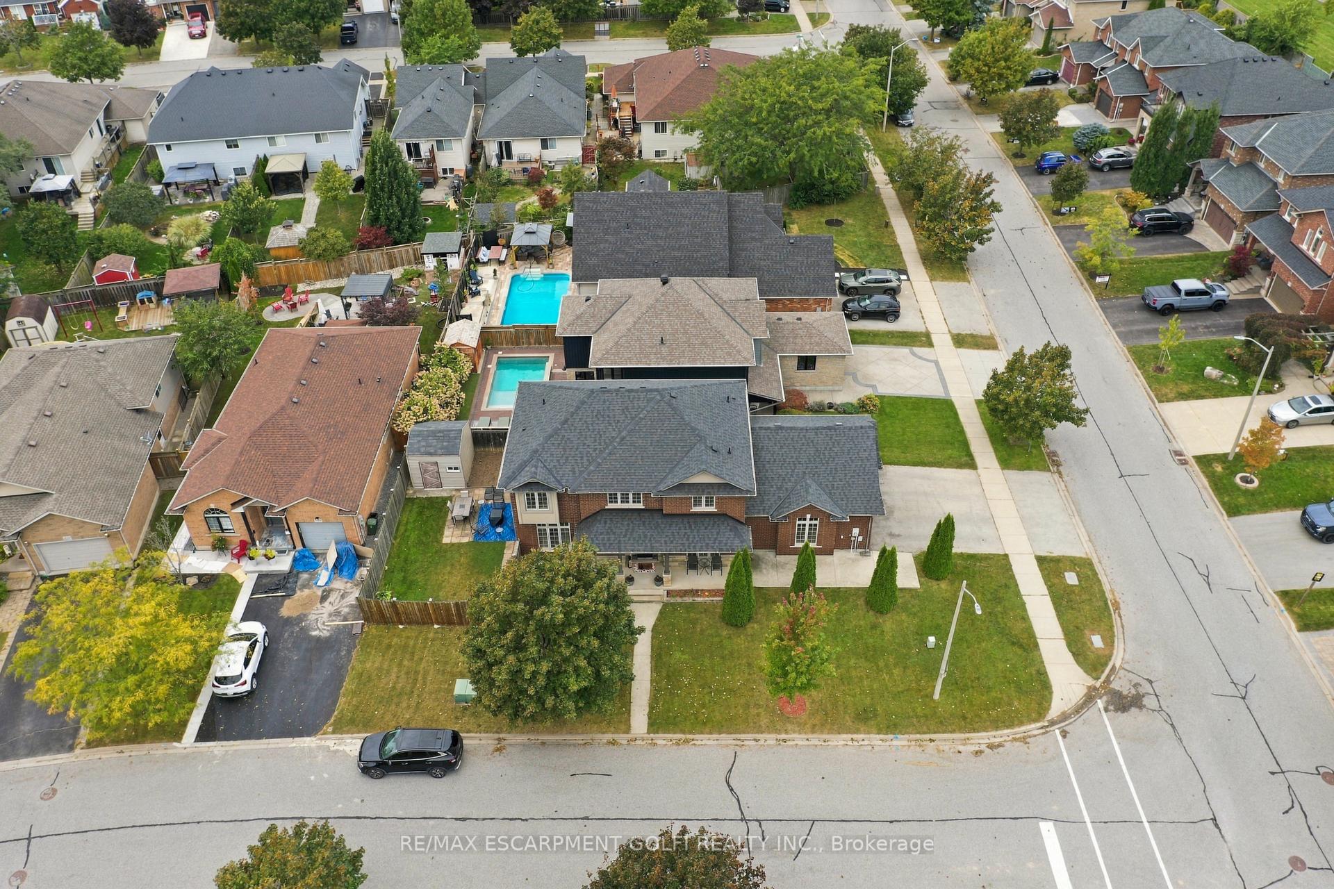 Photo 34 of 4530 Frances Crescent, Lincoln, Beamsville — HOMEH