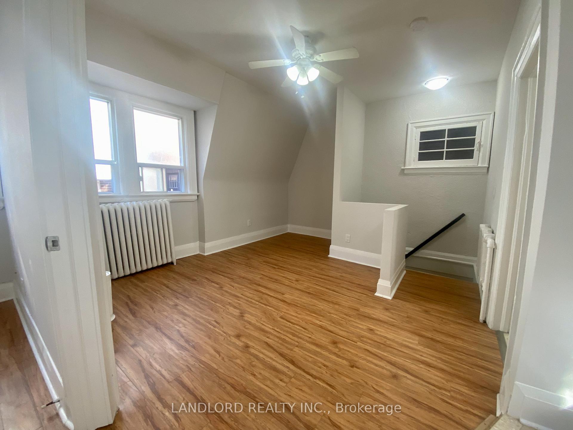 Photo 8 of Unit E, 341 St Clair Avenue, Toronto, Casa Loma — HOMEH