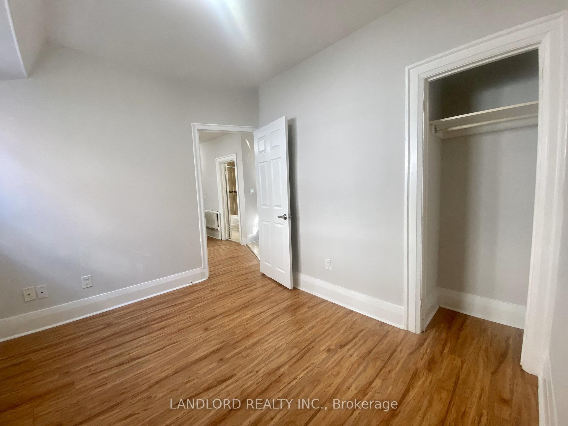 Photo 11 of Unit E, 341 St Clair Avenue, Toronto, Casa Loma — HOMEH