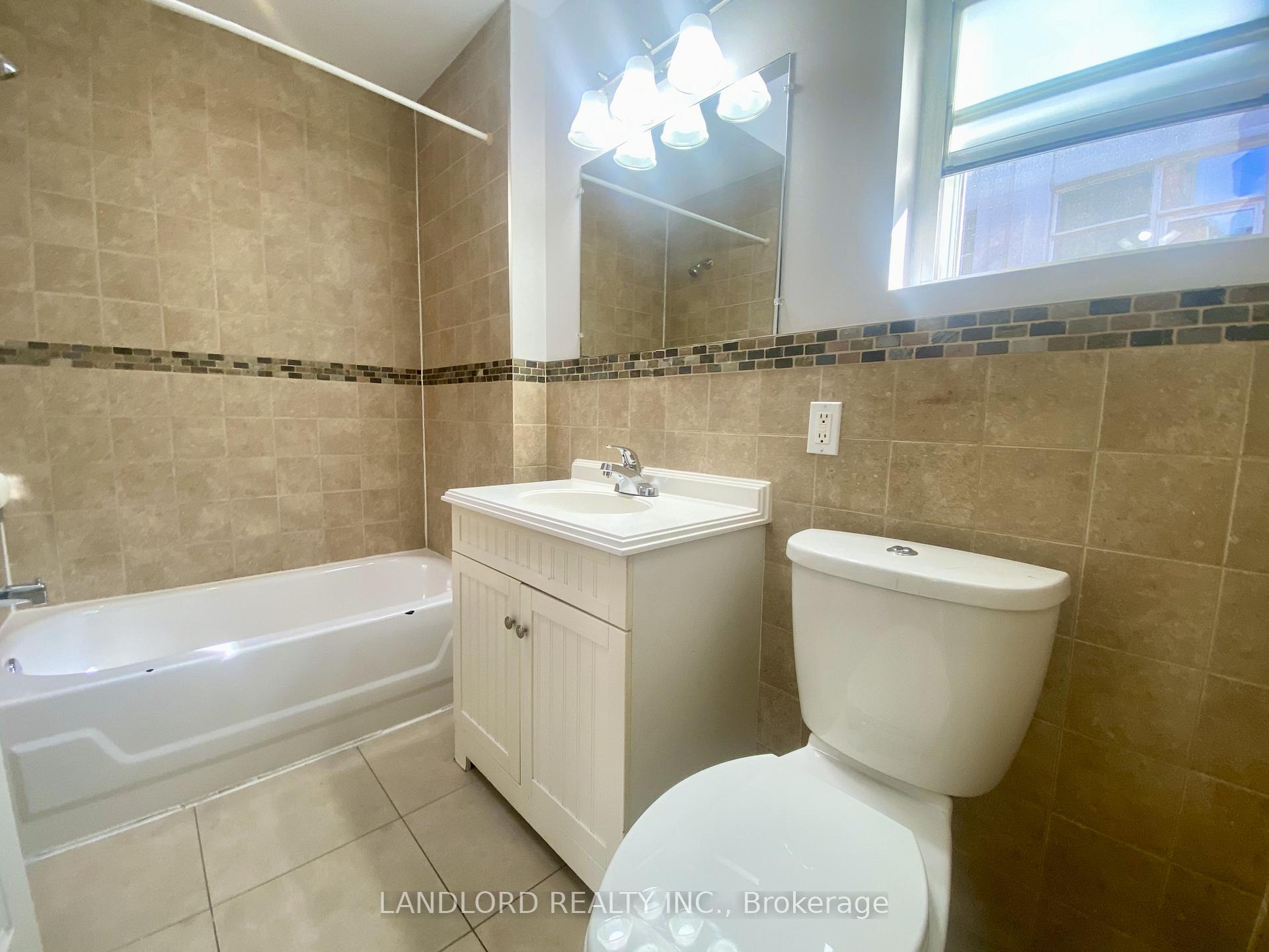 Photo 10 of Unit E, 341 St Clair Avenue, Toronto, Casa Loma — HOMEH