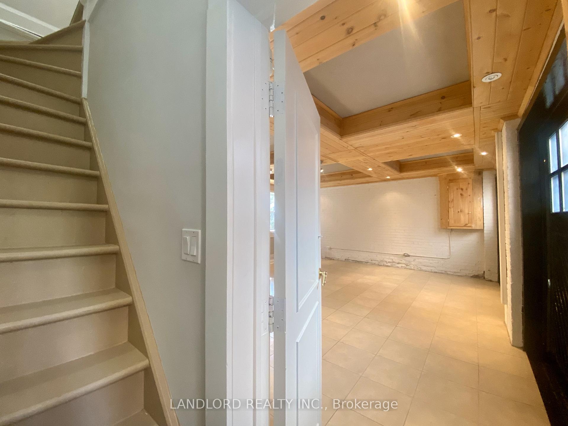 Photo 5 of Unit E, 341 St Clair Avenue, Toronto, Casa Loma — HOMEH