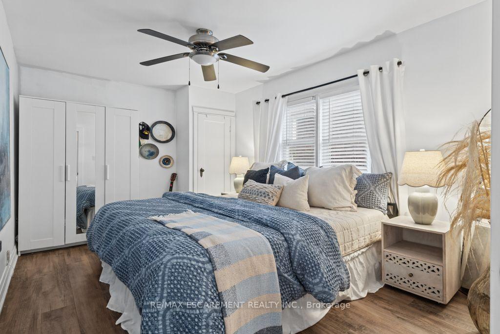 Photo 20 of 202 Huxley Avenue S, Hamilton, Delta — HOMEH