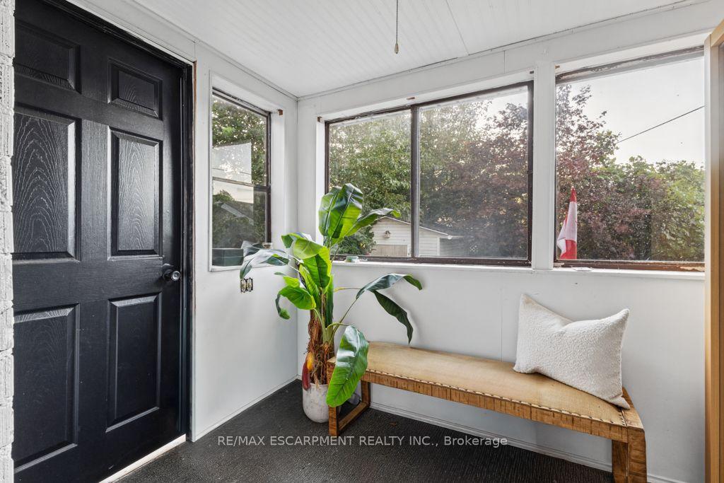 Photo 37 of 202 Huxley Avenue S, Hamilton, Delta — HOMEH