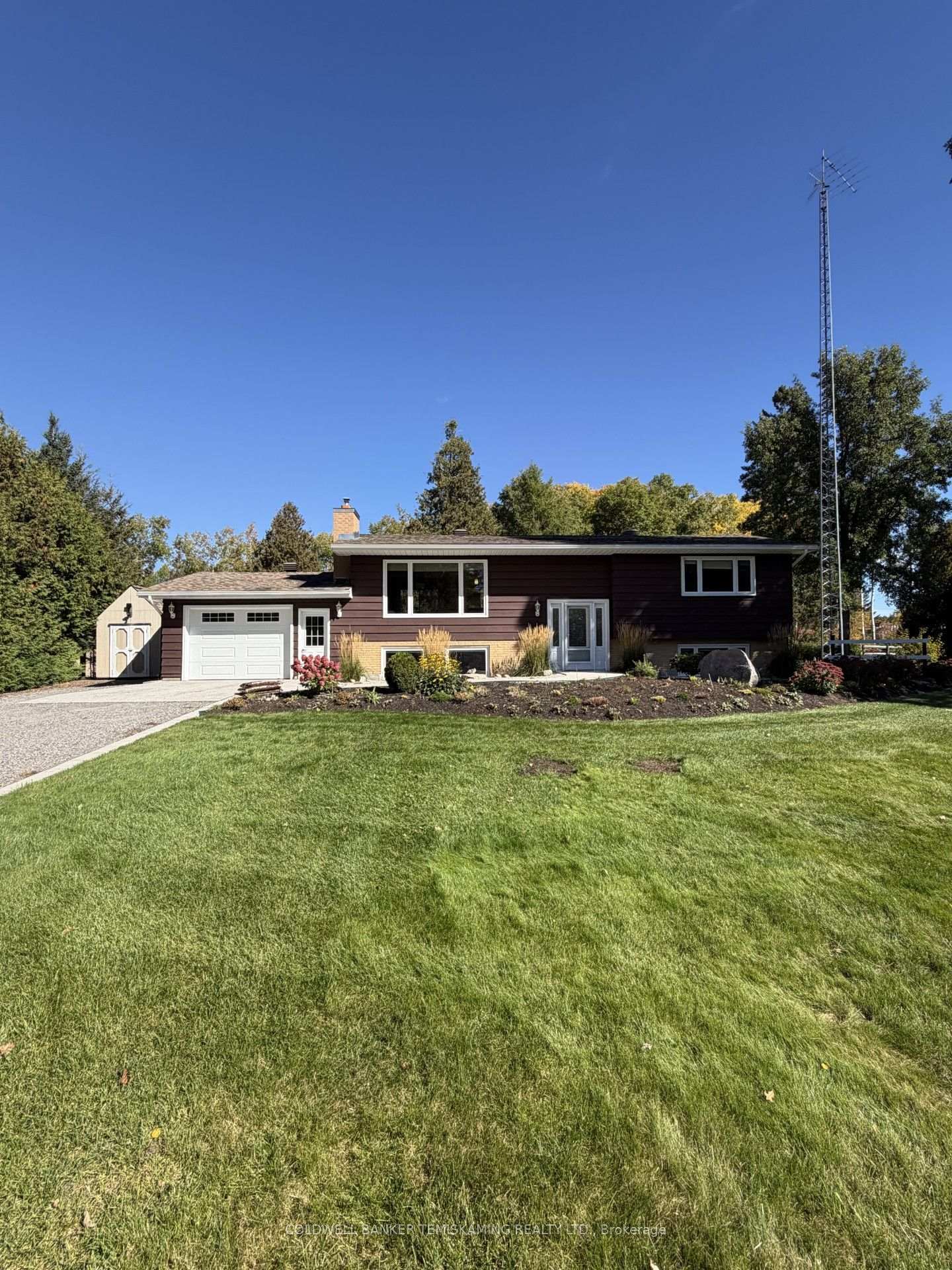 Photo of 722027 Grandview Drive