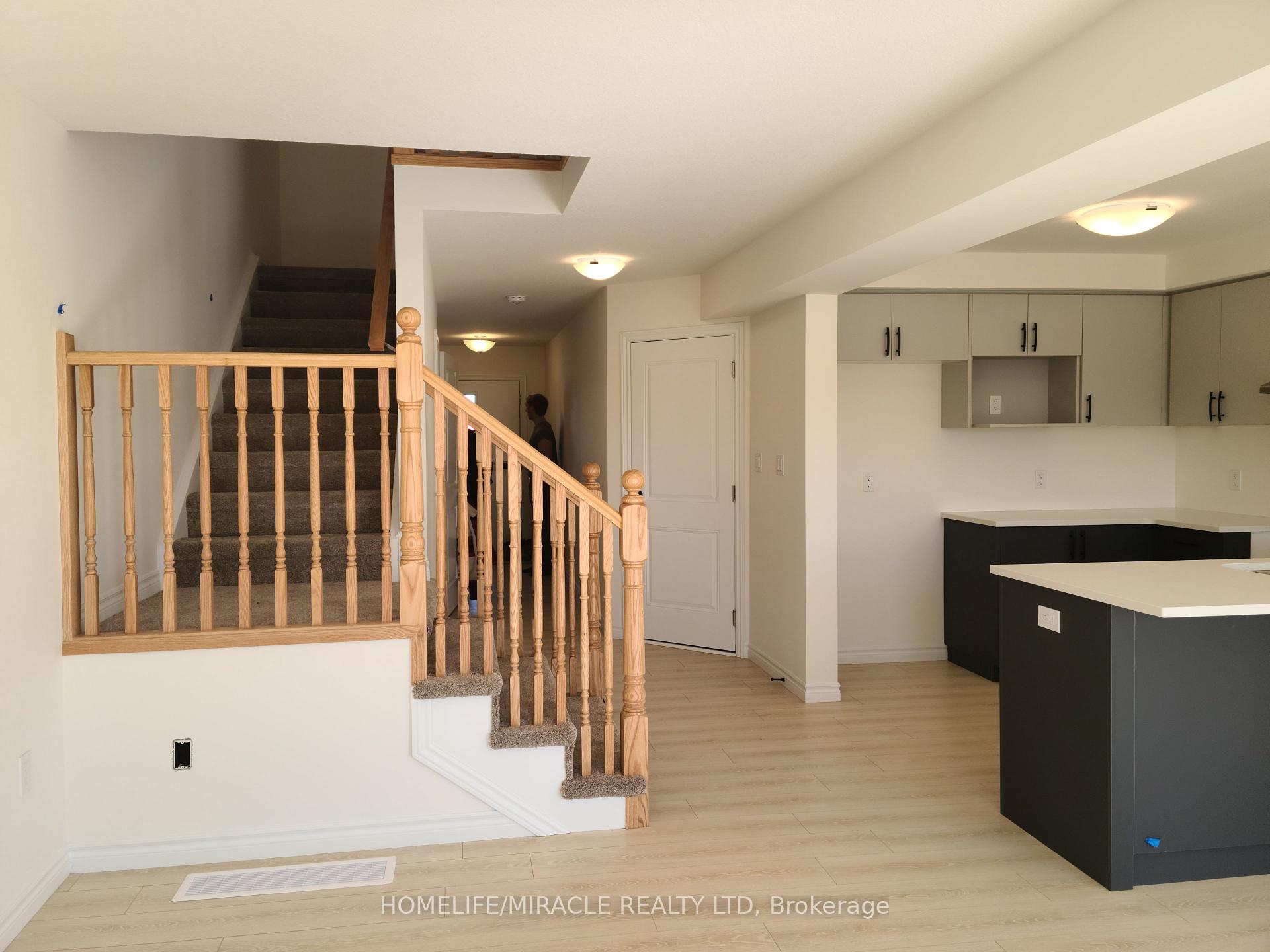 Photo 6 of 117 Mattingley Street, Brant, Paris — HOMEH