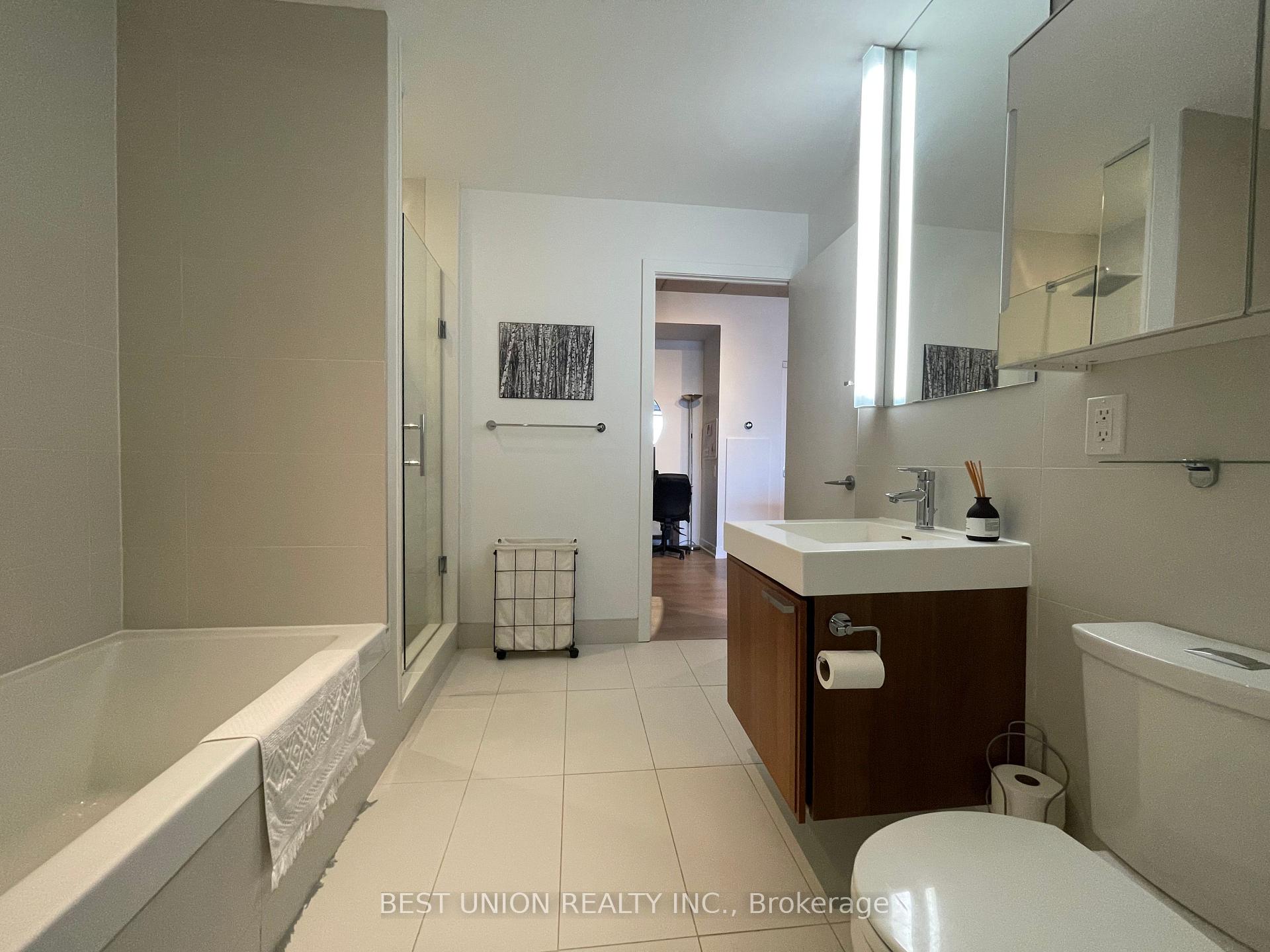 Photo 21 of Unit 1313, 318 King Street E, Toronto, Moss Park — HOMEH