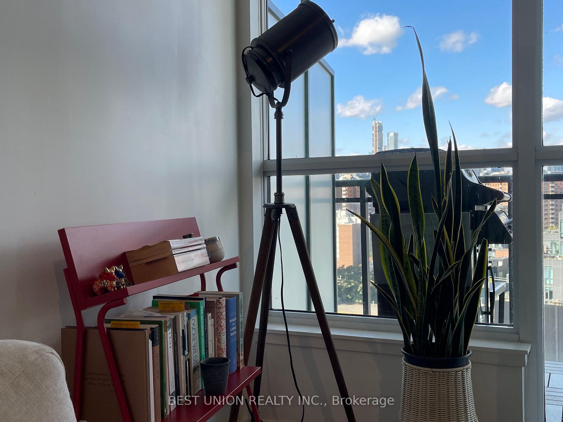 Photo 25 of Unit 1313, 318 King Street E, Toronto, Moss Park — HOMEH
