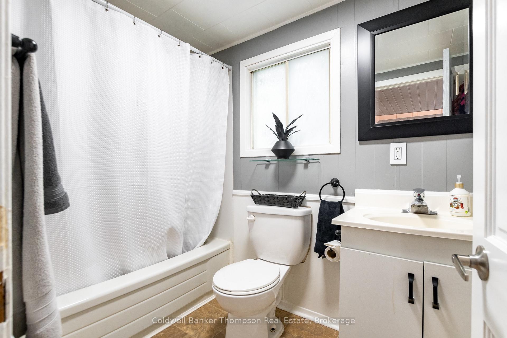 Photo 8 of 11 Watson Street, McMurrich/Monteith, Sprucedale — HOMEH