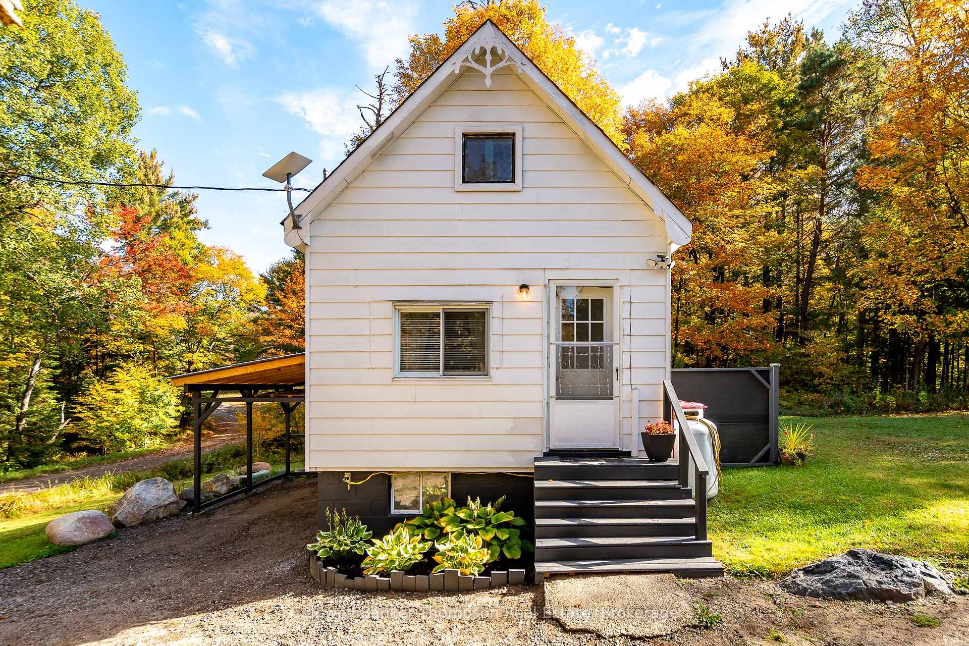 Photo 30 of 11 Watson Street, McMurrich/Monteith, Sprucedale — HOMEH