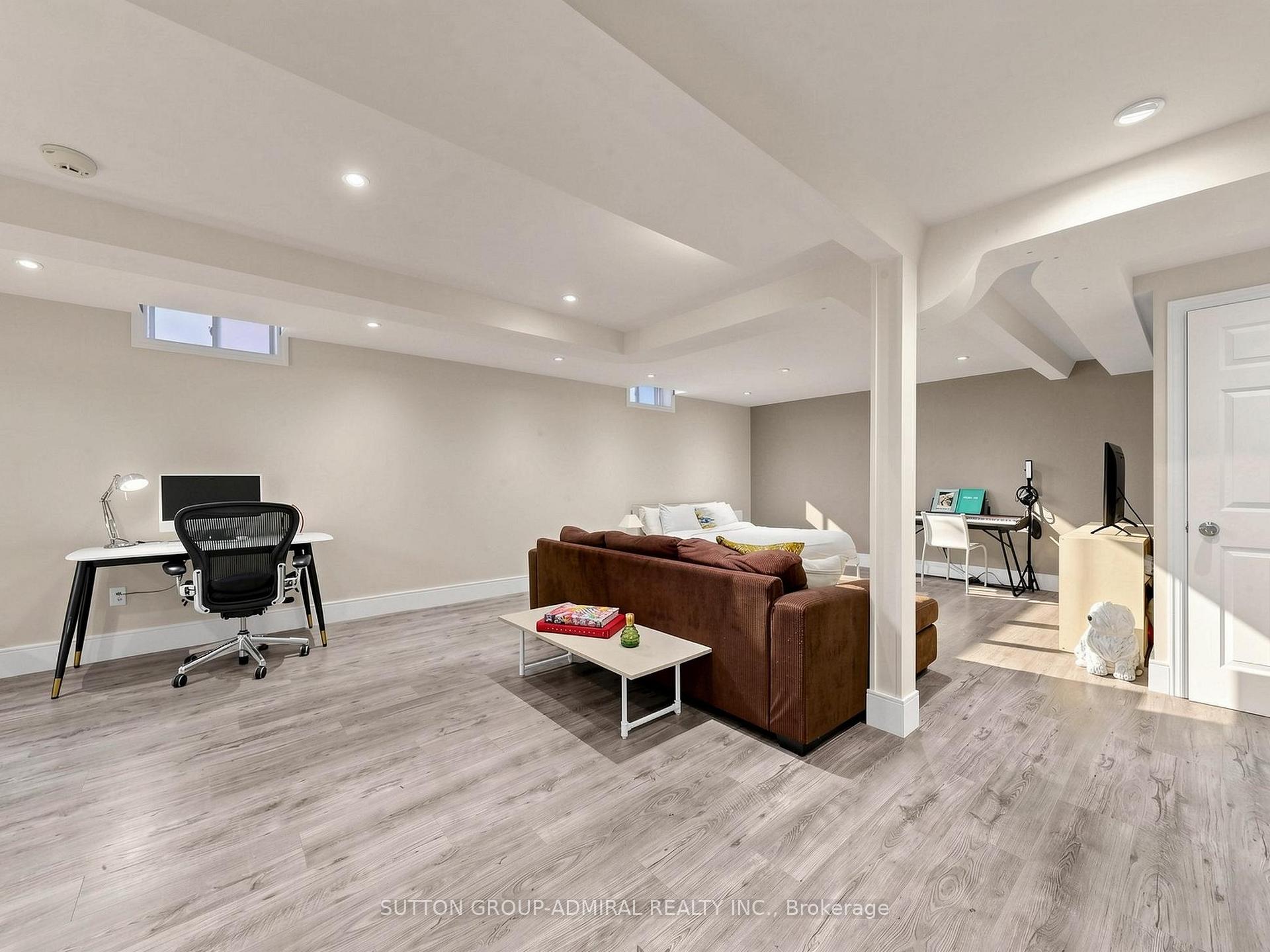 Photo 23 of 10 Silver Oaks Boulevard, Vaughan, Sonoma Heights — HOMEH