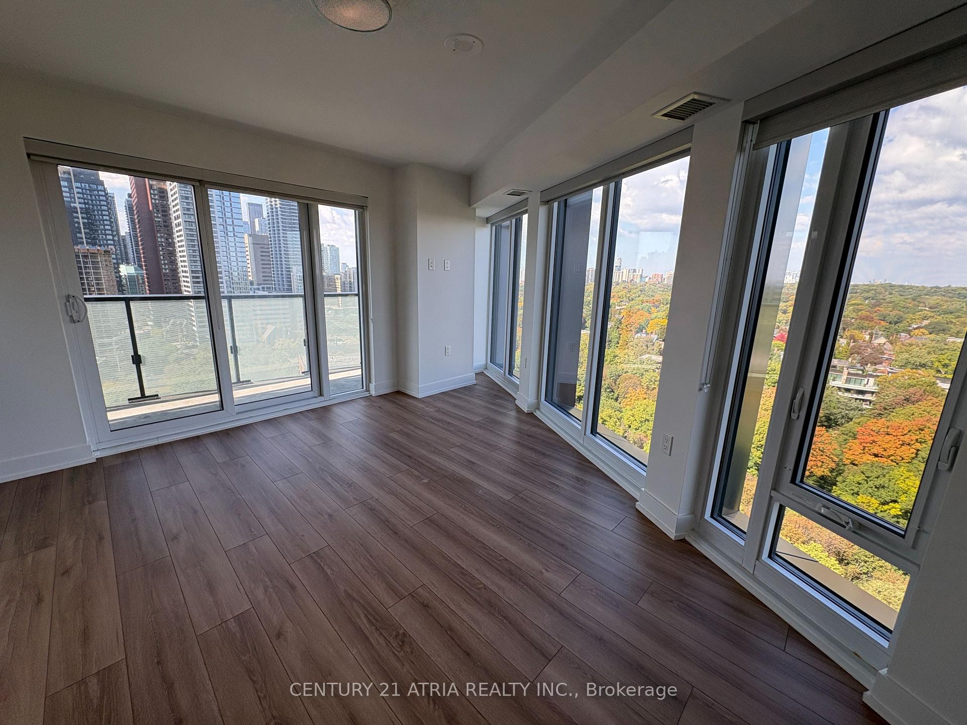 Photo 11 of Unit 1702, 575 Bloor Street E, Toronto, North St. James Town — HOMEH
