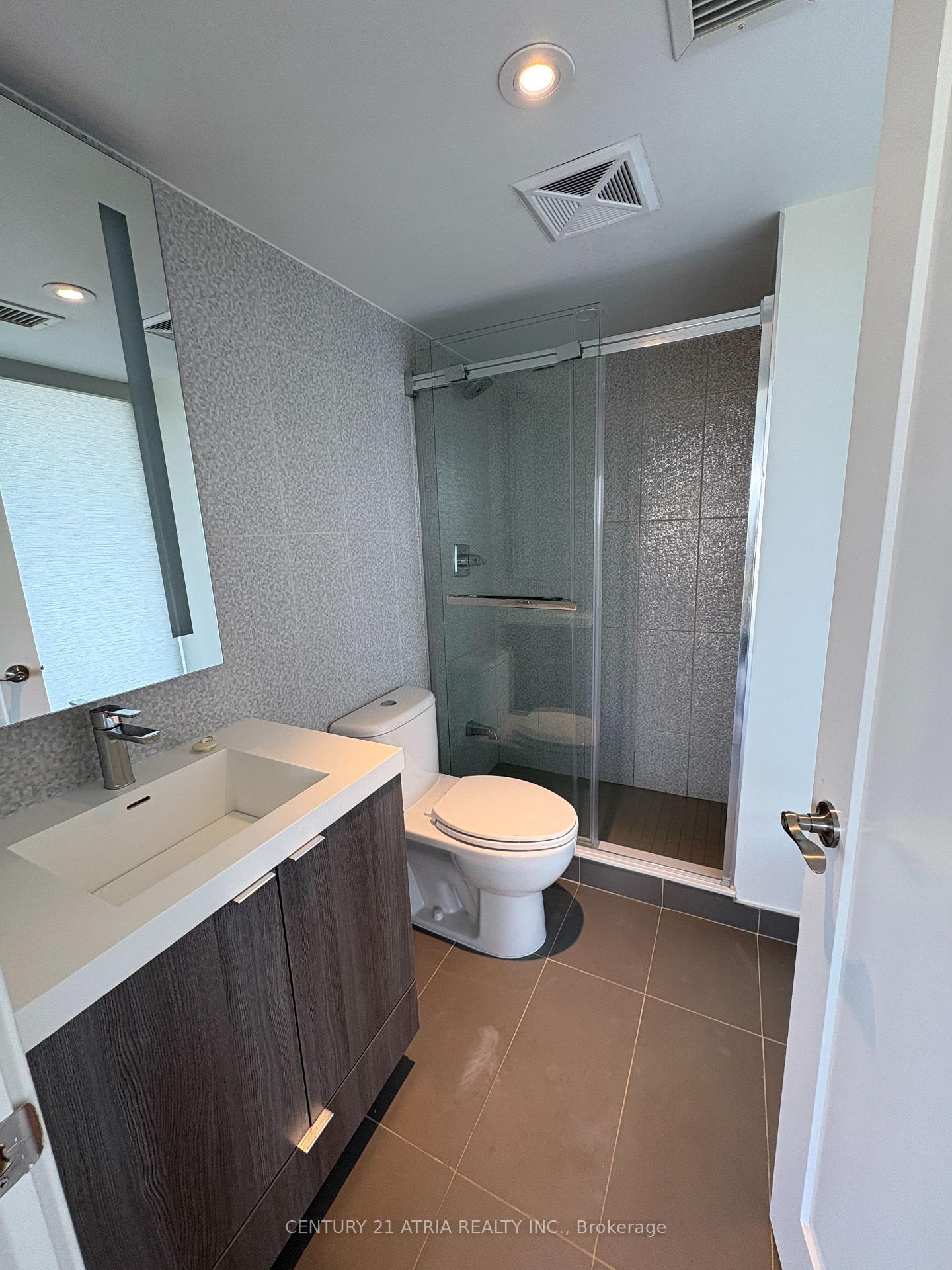 Photo 15 of Unit 1702, 575 Bloor Street E, Toronto, North St. James Town — HOMEH
