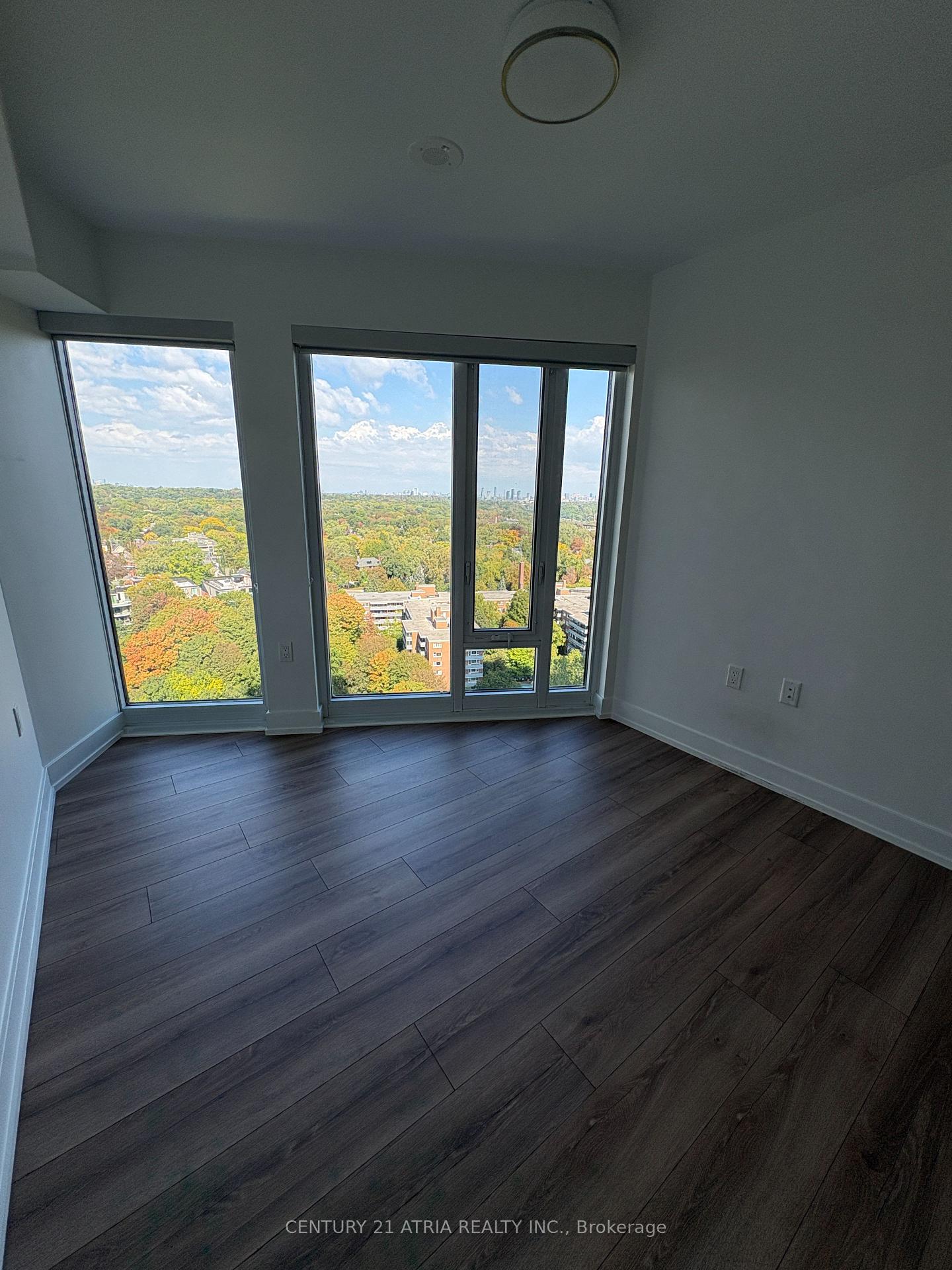 Photo 17 of Unit 1702, 575 Bloor Street E, Toronto, North St. James Town — HOMEH