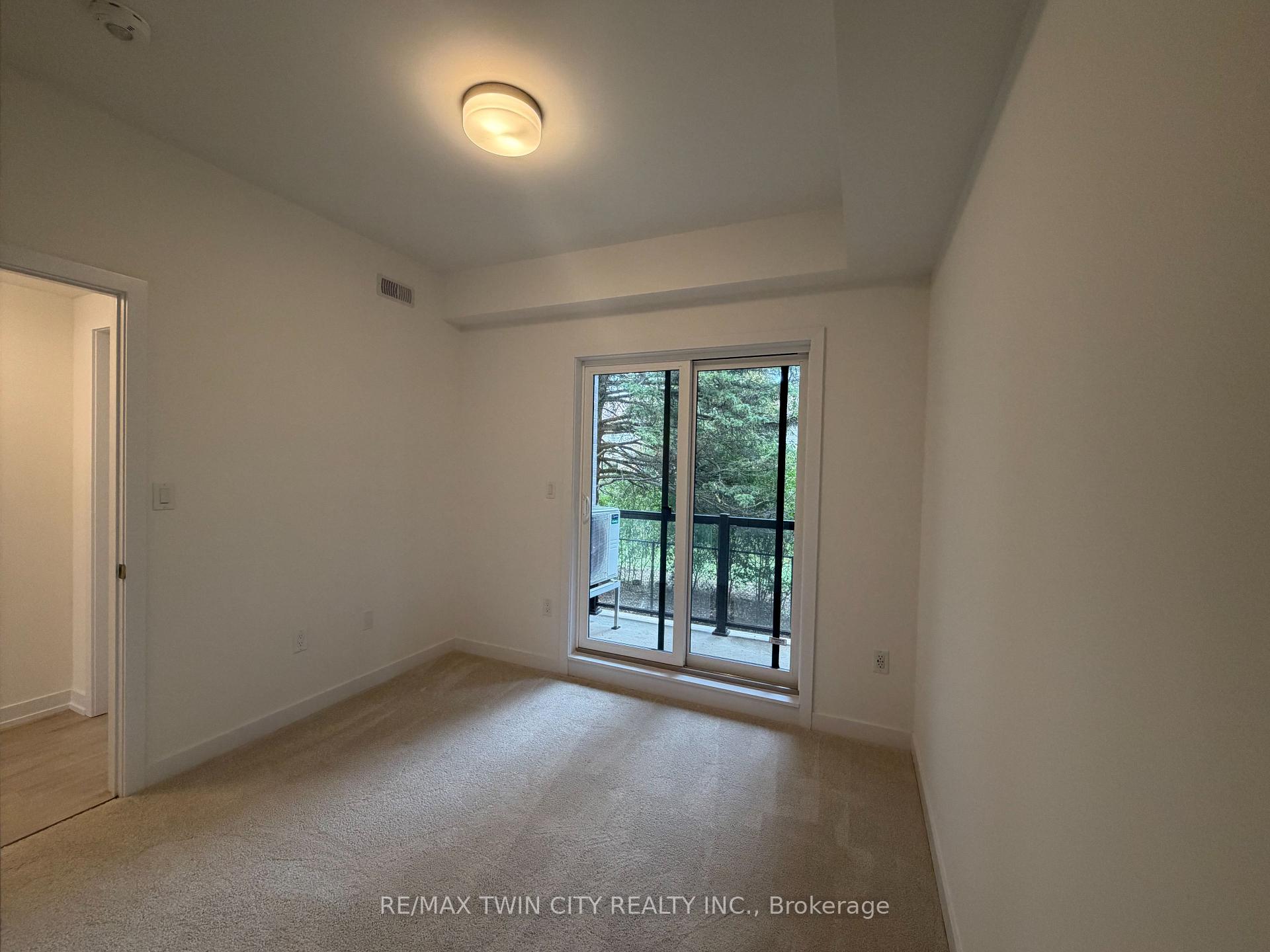 Photo 9 of Unit 80, 42 Lowes Road W, Guelph, Clairfields/Hanlon Business Park — HOMEH