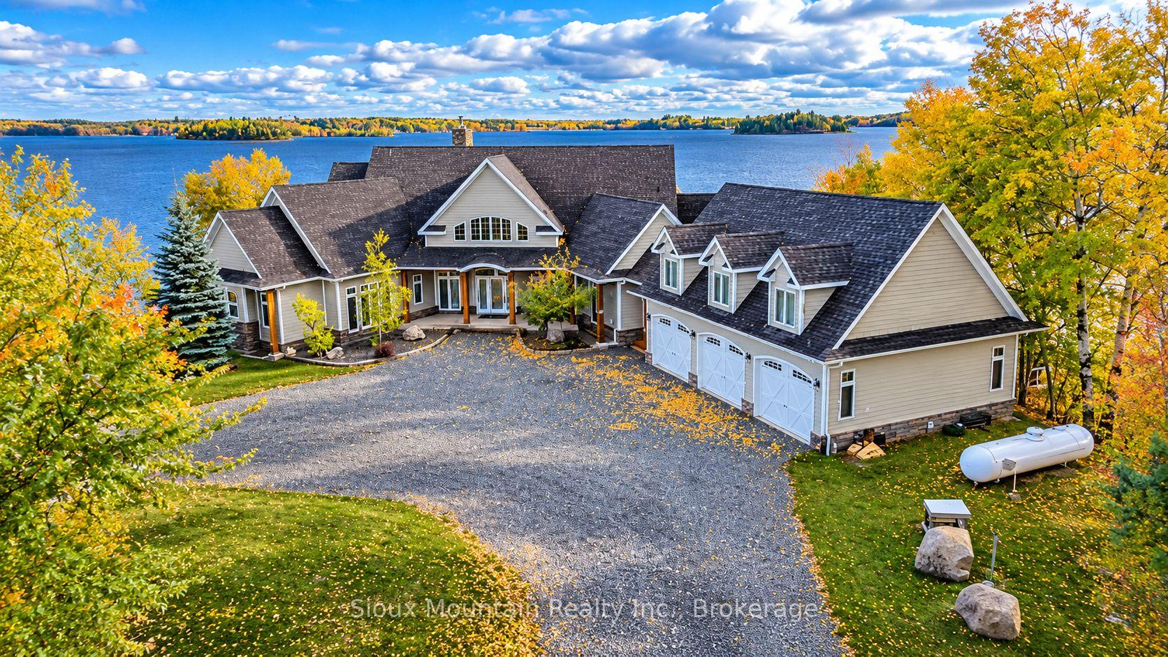Photo of 78 Lakeshore Drive