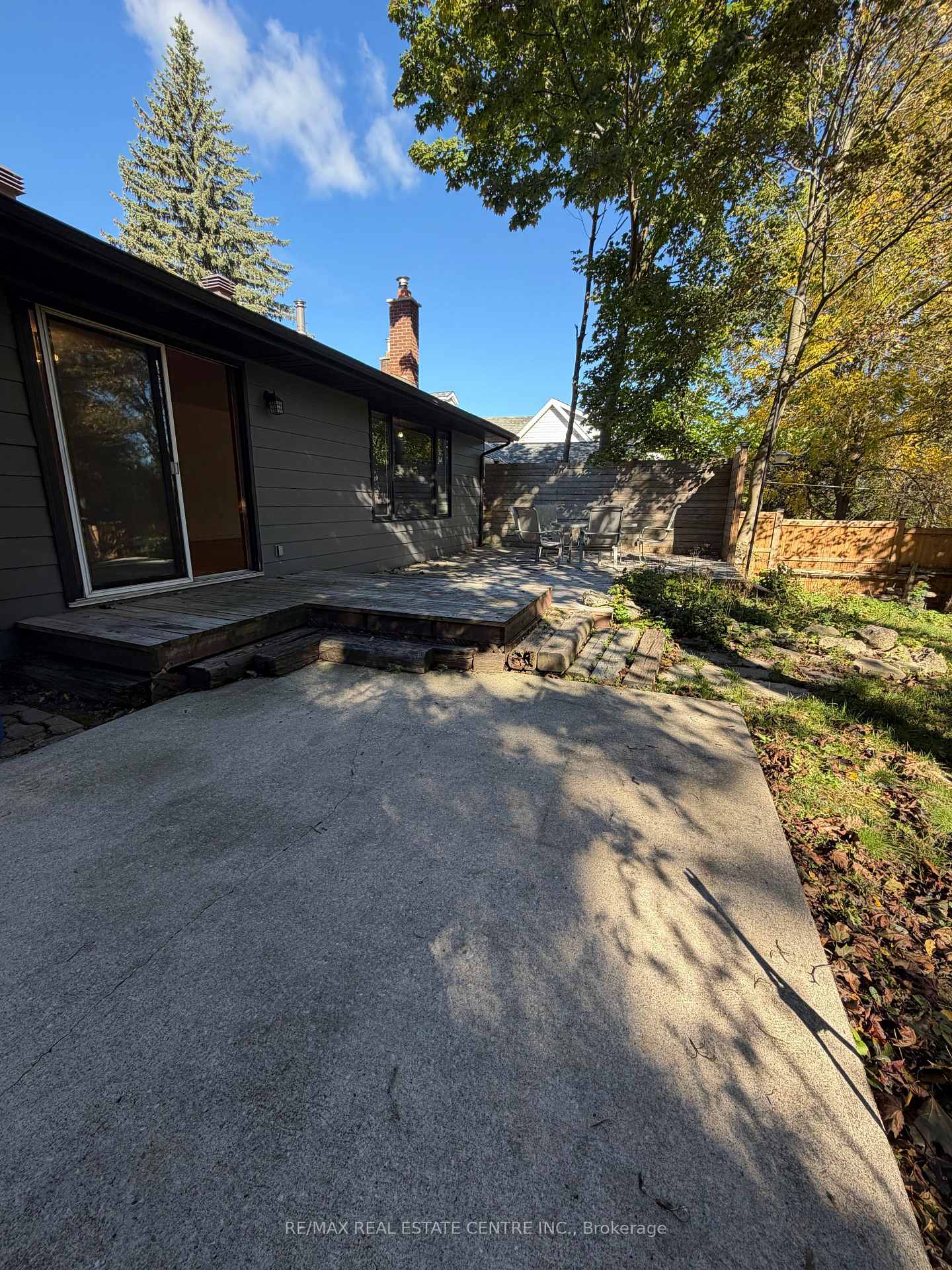 Photo 15 of 43a First Street E, Orangeville — HOMEH