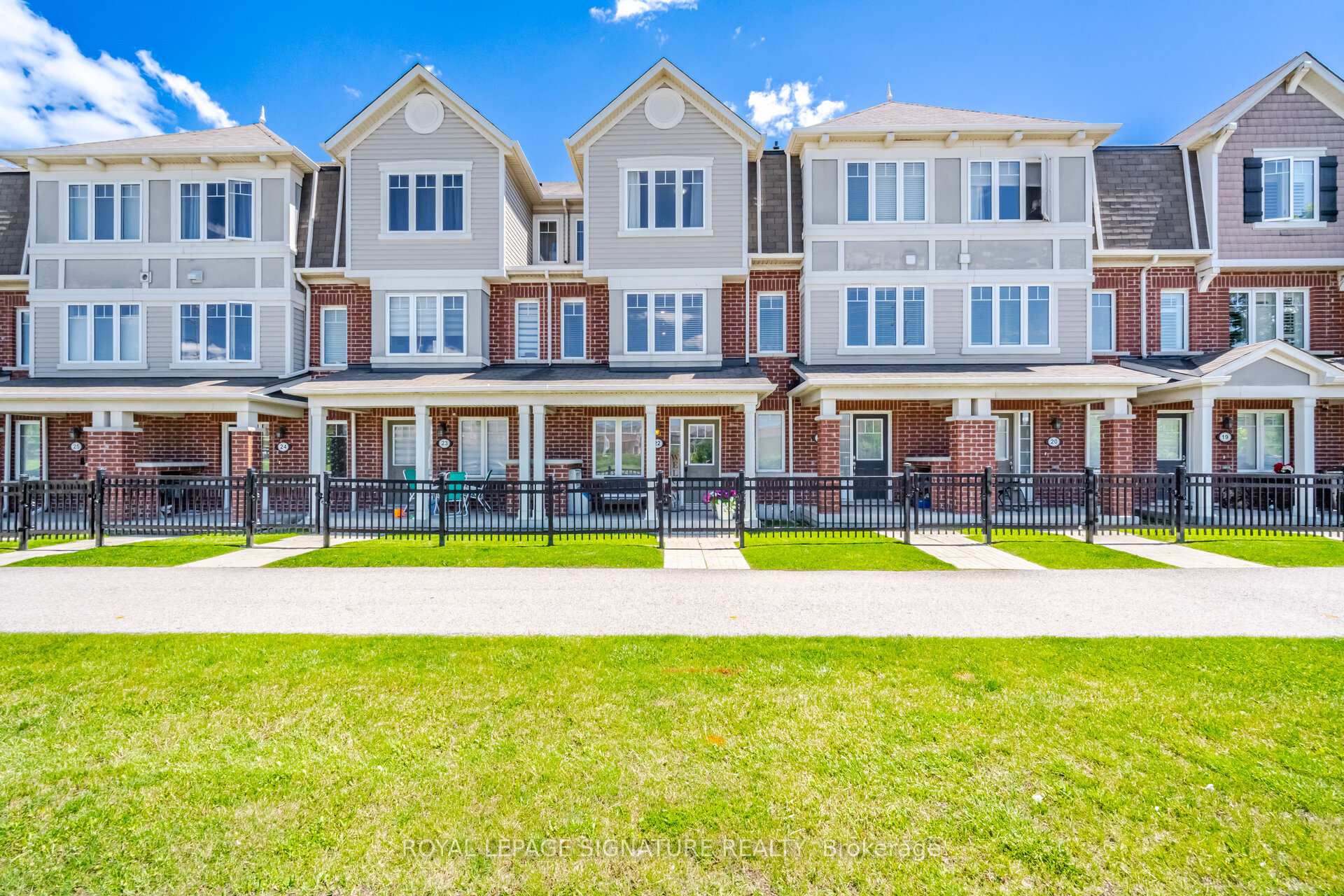 Photo of Unit 22, 6020 Derry Road
