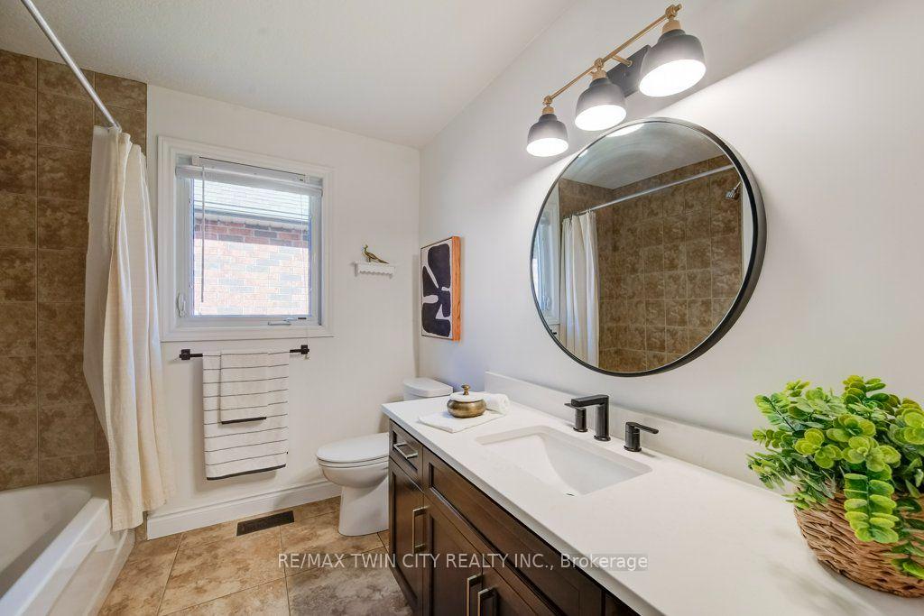 Photo 9 of 27 Coral Gables Crescent, Woolwich, Elmira — HOMEH