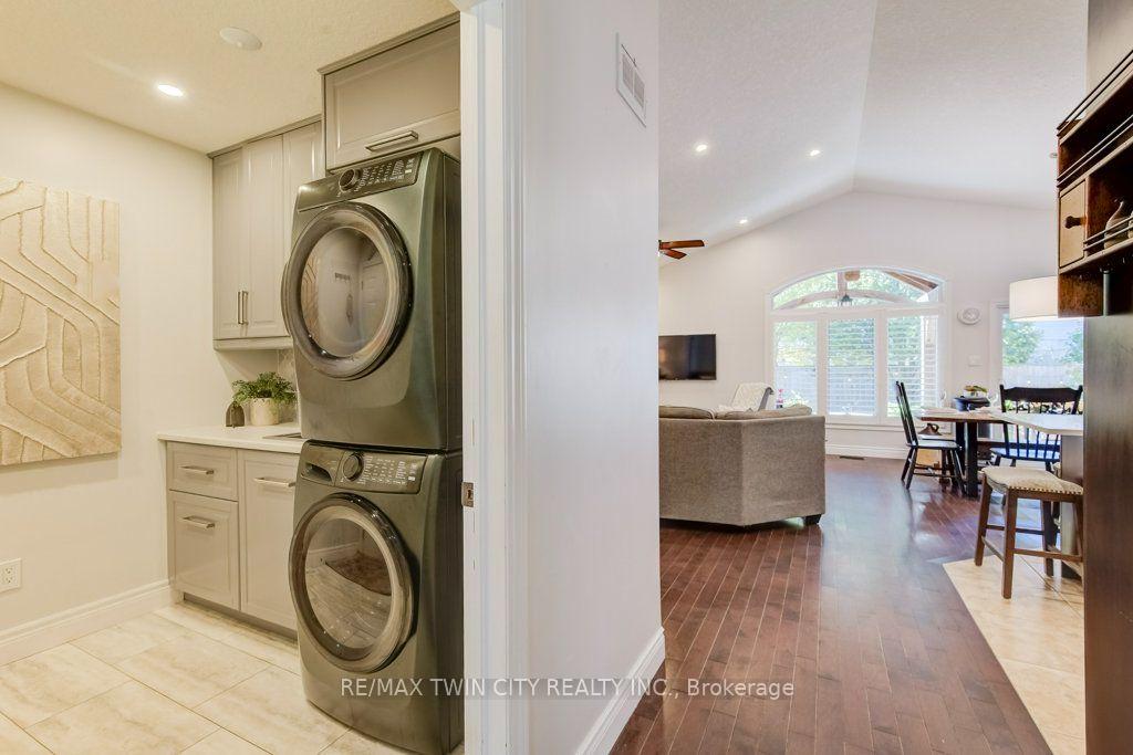 Photo 12 of 27 Coral Gables Crescent, Woolwich, Elmira — HOMEH