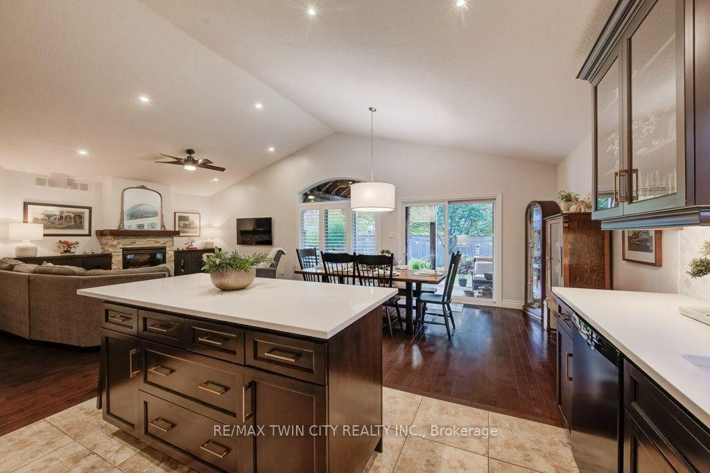 Photo 19 of 27 Coral Gables Crescent, Woolwich, Elmira — HOMEH