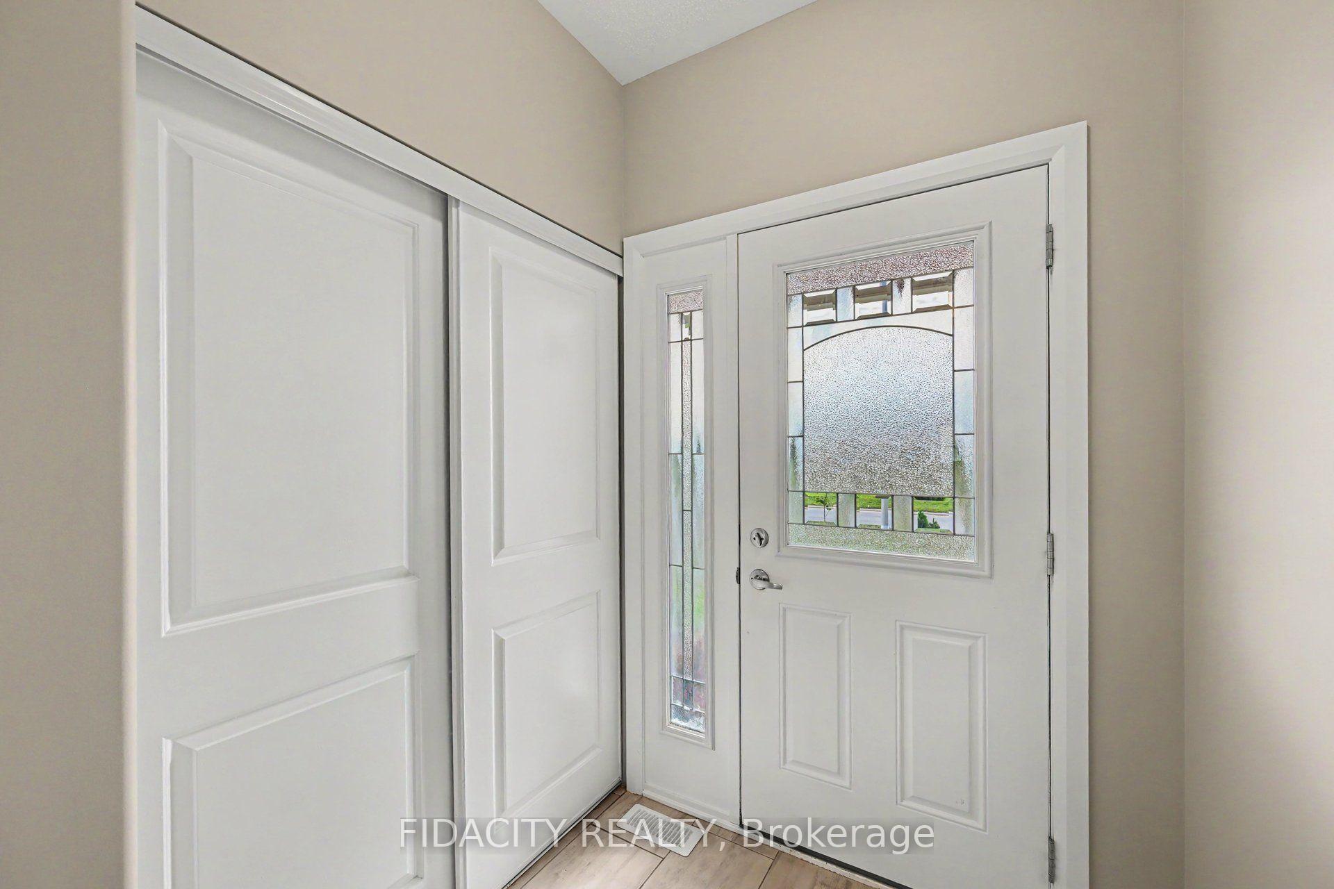 Photo 3 of 68 Vimy Ridge Crescent, Arnprior, Arnprior — HOMEH