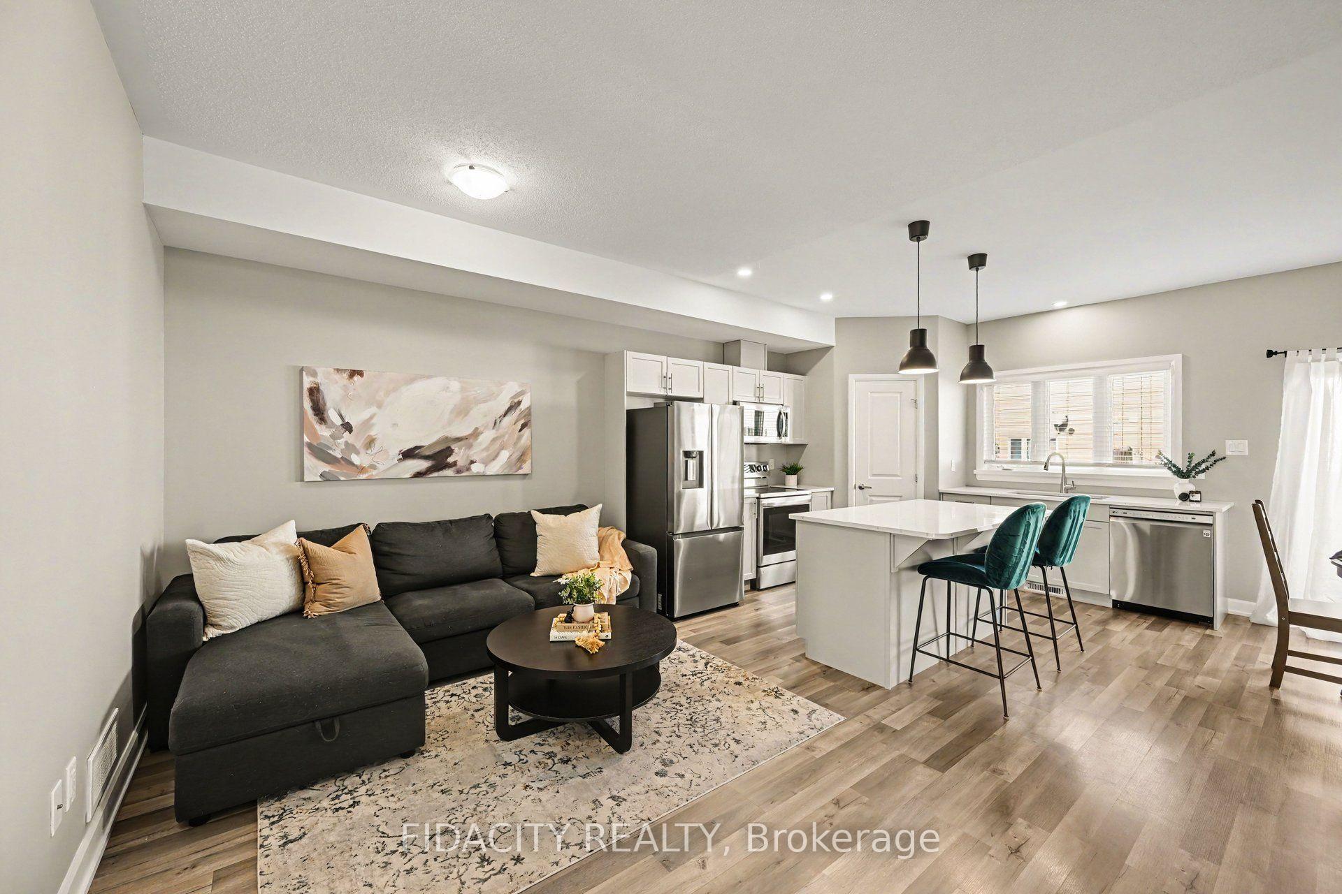 Photo 4 of 68 Vimy Ridge Crescent, Arnprior, Arnprior — HOMEH