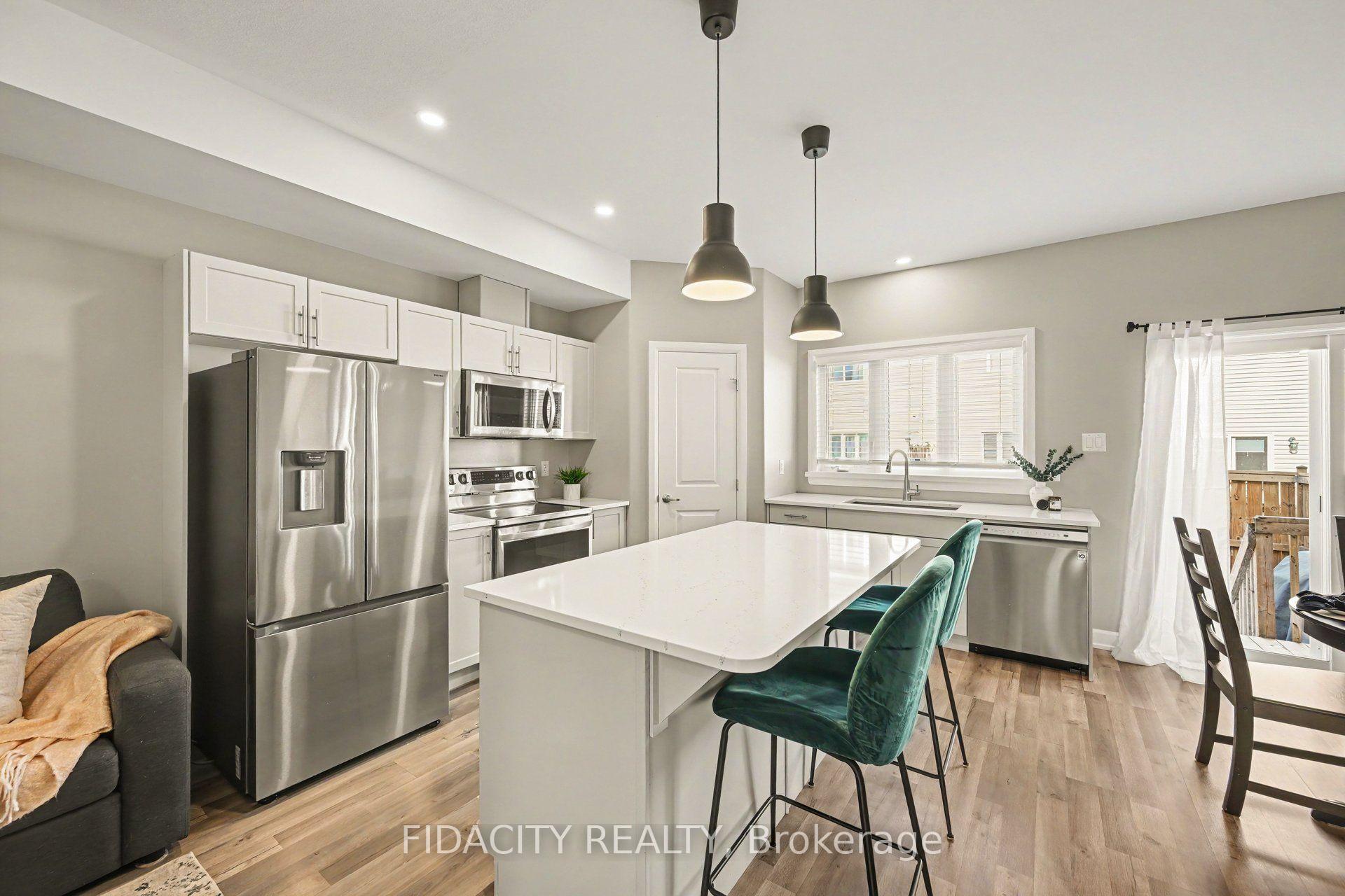 Photo 7 of 68 Vimy Ridge Crescent, Arnprior, Arnprior — HOMEH