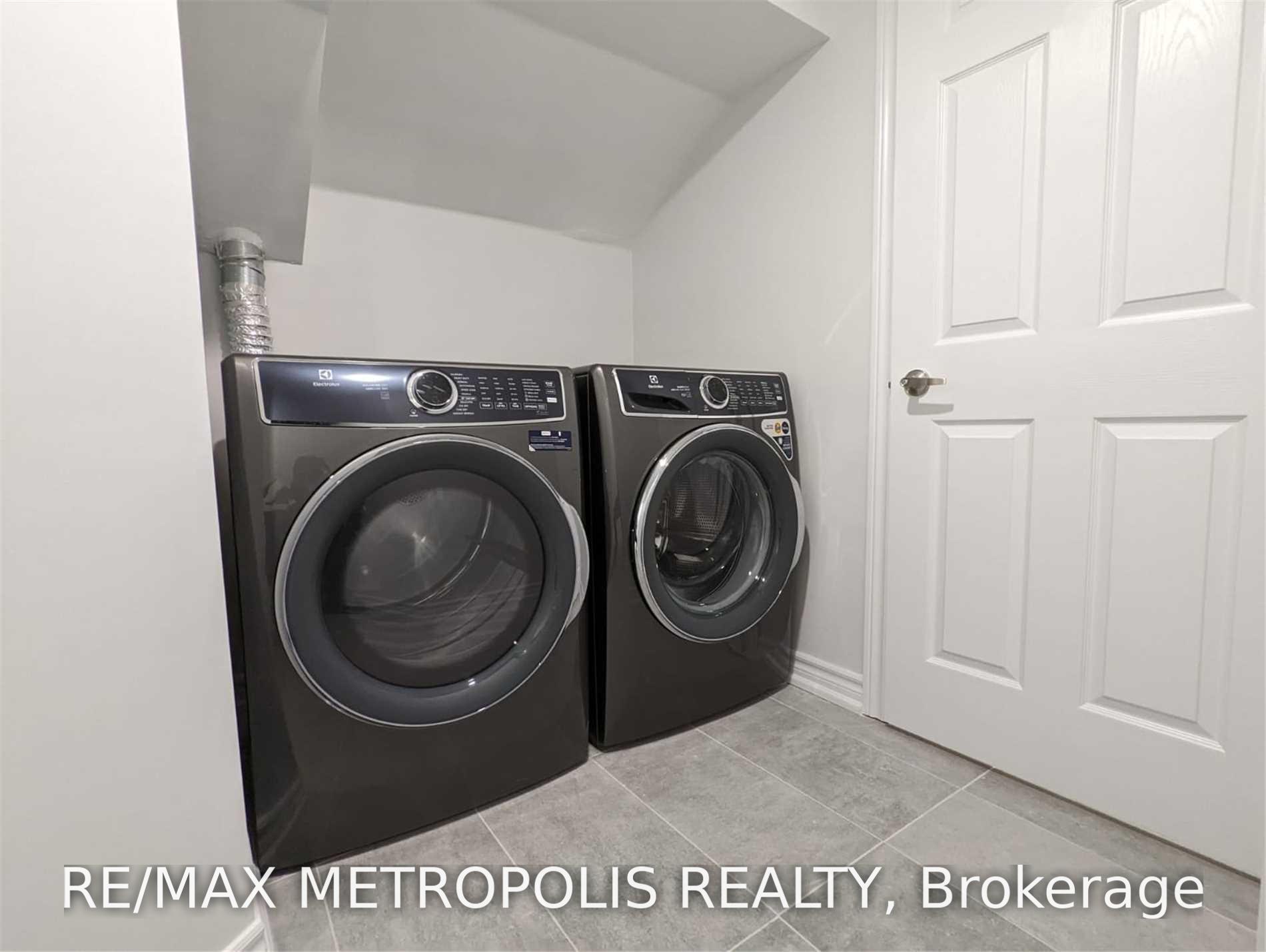 Photo 12 of Unit Bsmt, 119 Tom Edwards Drive, Whitby, Rolling Acres — HOMEH