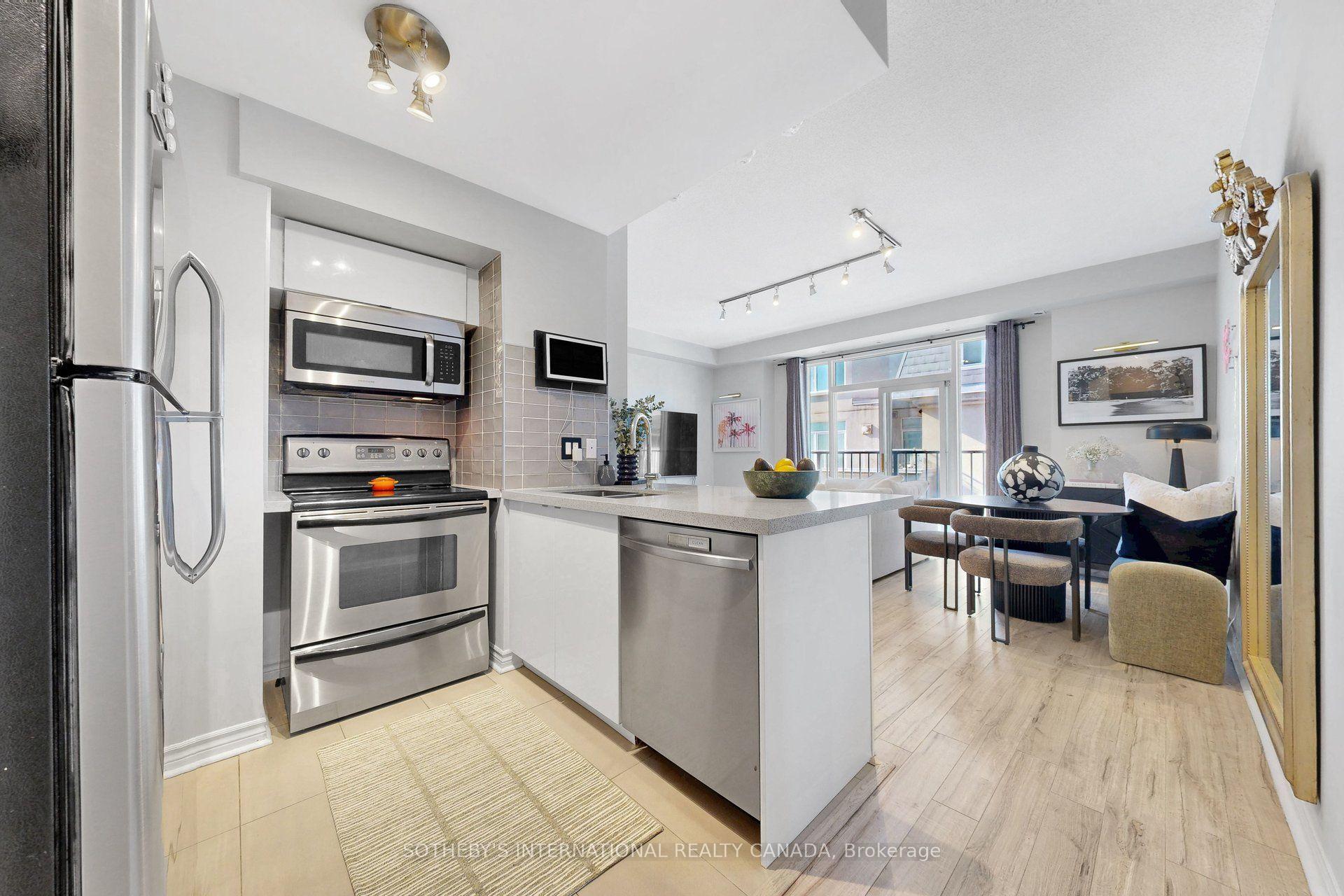 Photo 10 of Unit 377, 32 Stadium Road, Toronto, Niagara — HOMEH