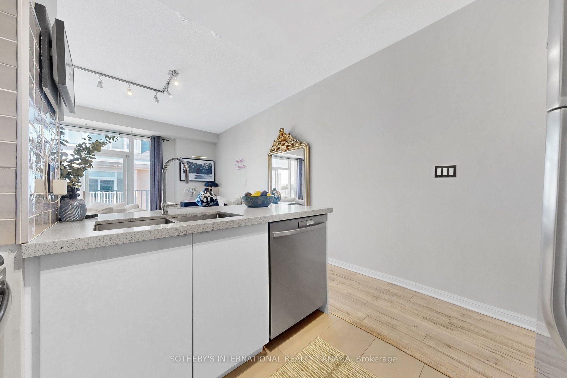 Photo 13 of Unit 377, 32 Stadium Road, Toronto, Niagara — HOMEH