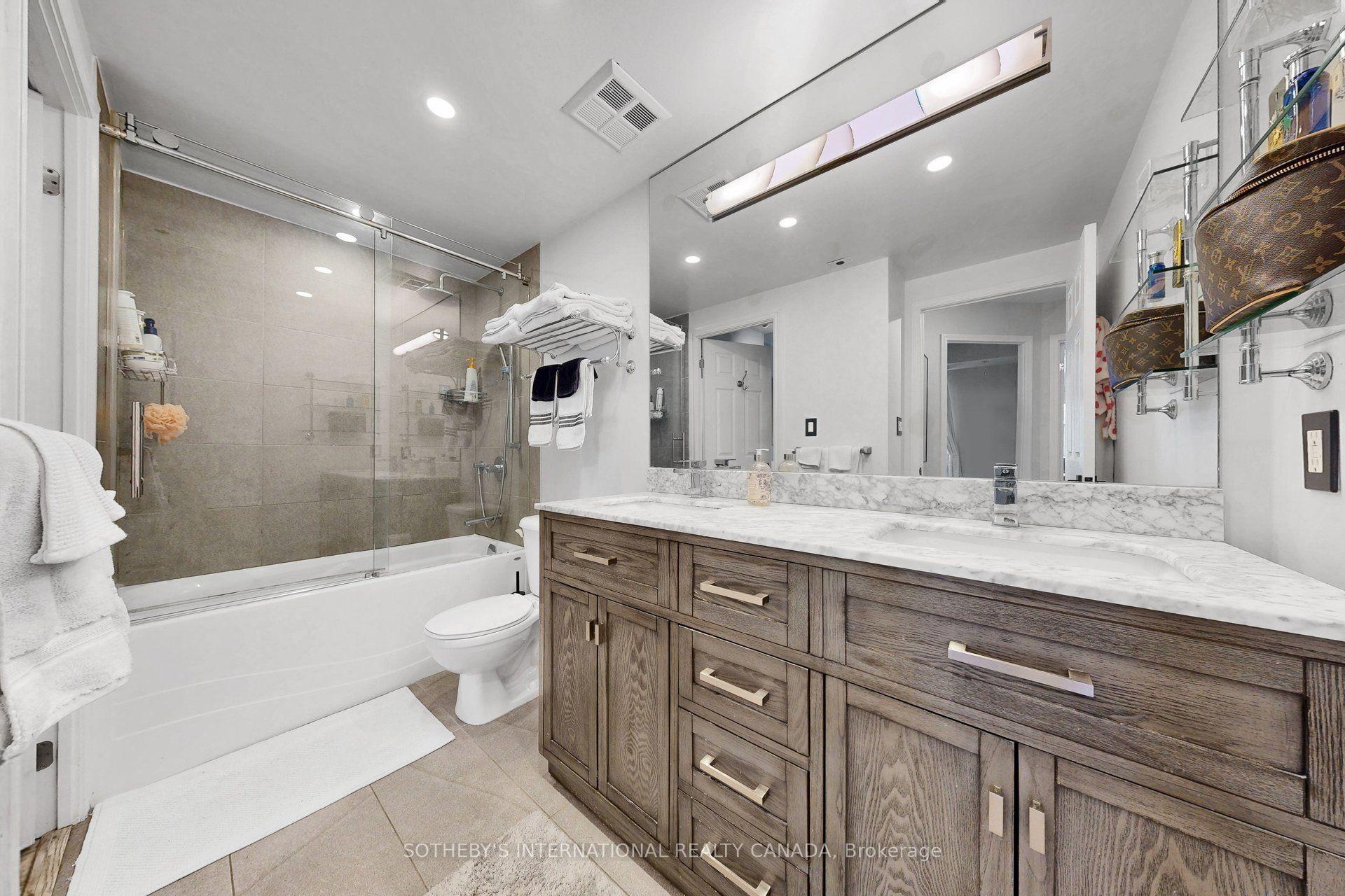 Photo 27 of Unit 377, 32 Stadium Road, Toronto, Niagara — HOMEH