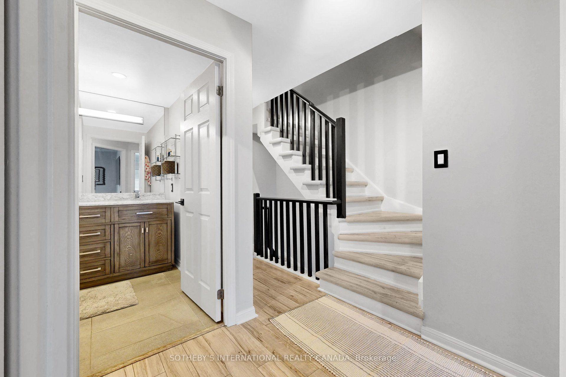 Photo 35 of Unit 377, 32 Stadium Road, Toronto, Niagara — HOMEH