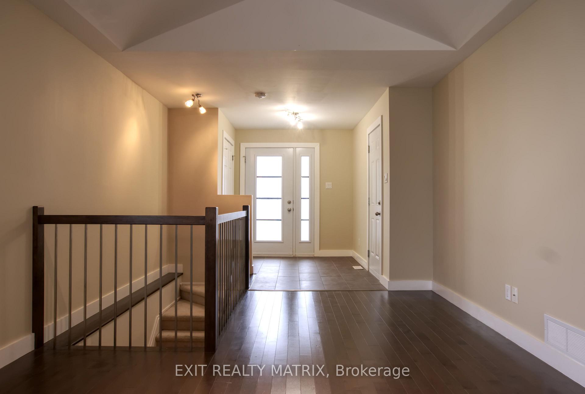 Photo 2 of 1557 Belcourt Boulevard, Ottawa, Orleans/Sunridge — HOMEH