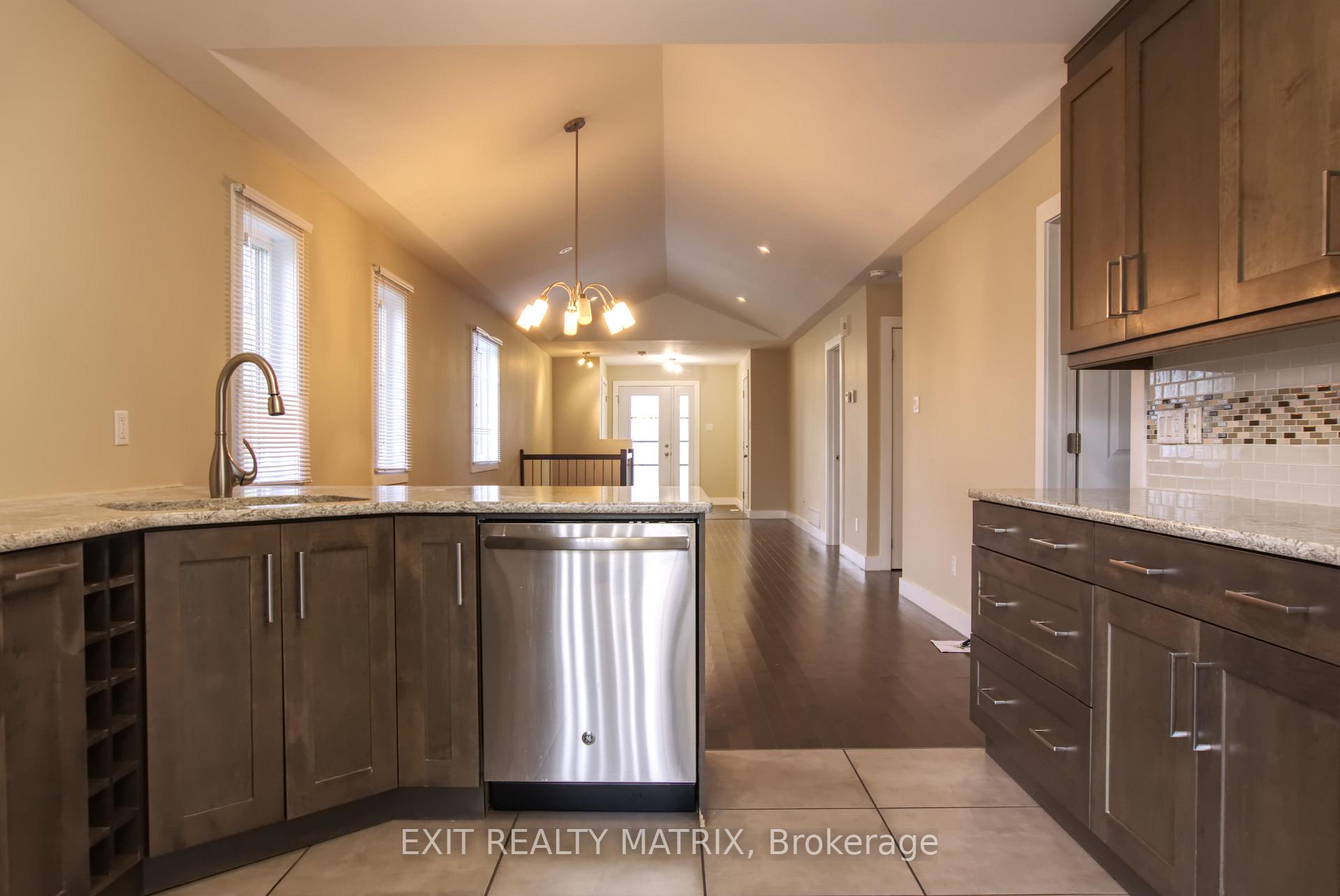 Photo 7 of 1557 Belcourt Boulevard, Ottawa, Orleans/Sunridge — HOMEH