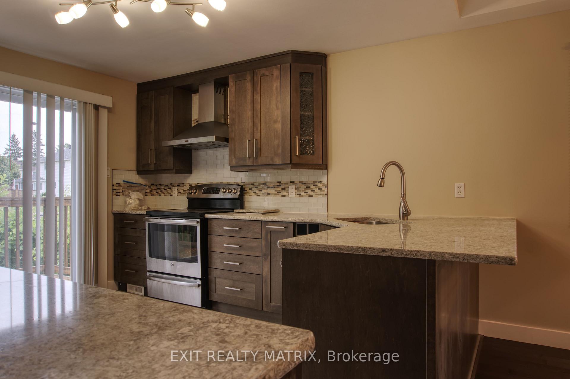 Photo 9 of 1557 Belcourt Boulevard, Ottawa, Orleans/Sunridge — HOMEH