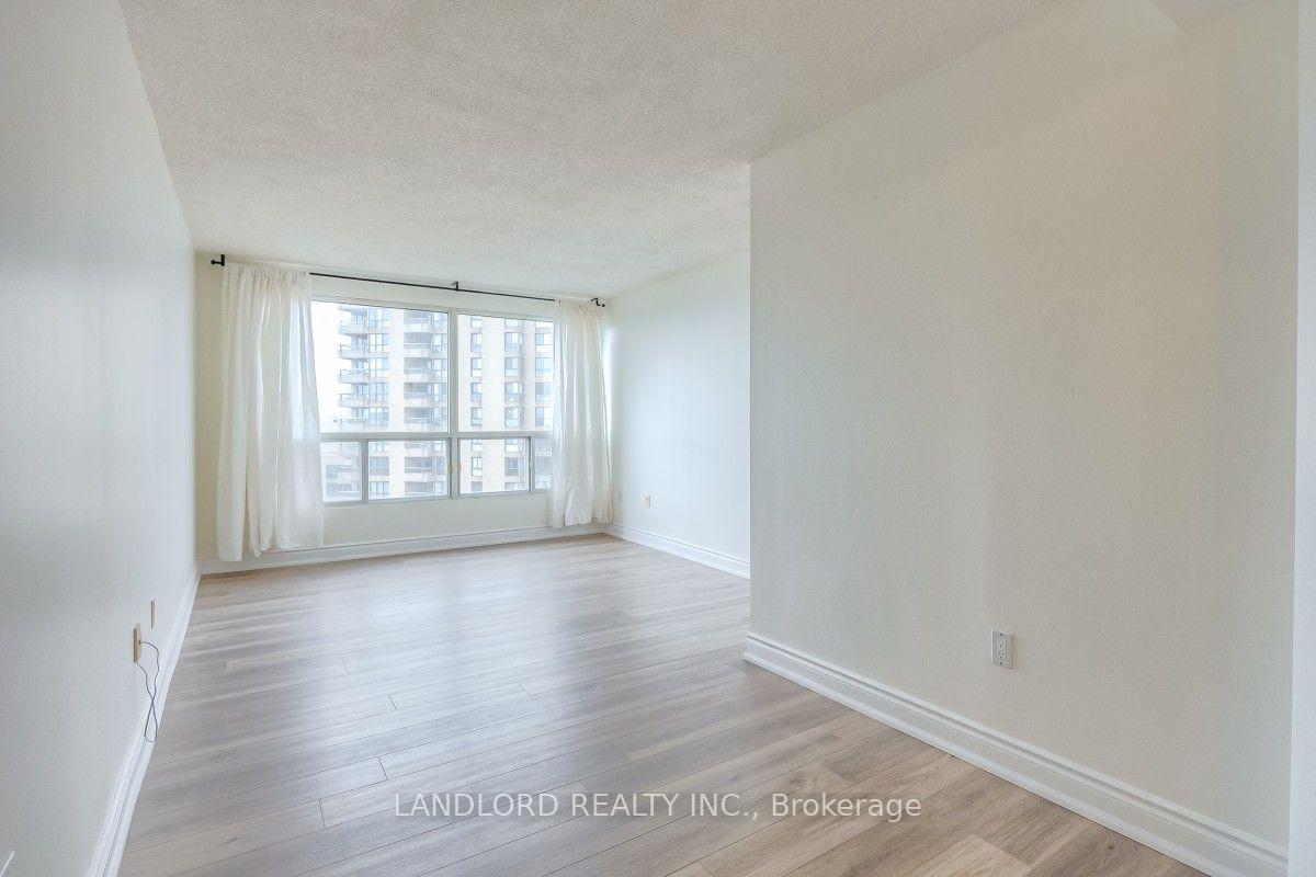 Photo 9 of Unit 2504, 5 Concorde Place, North York, Banbury-Don Mills — HOMEH