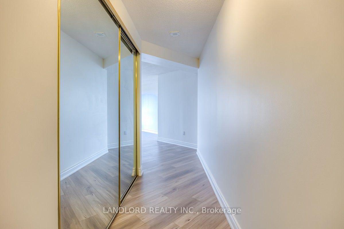 Photo 20 of Unit 2504, 5 Concorde Place, North York, Banbury-Don Mills — HOMEH