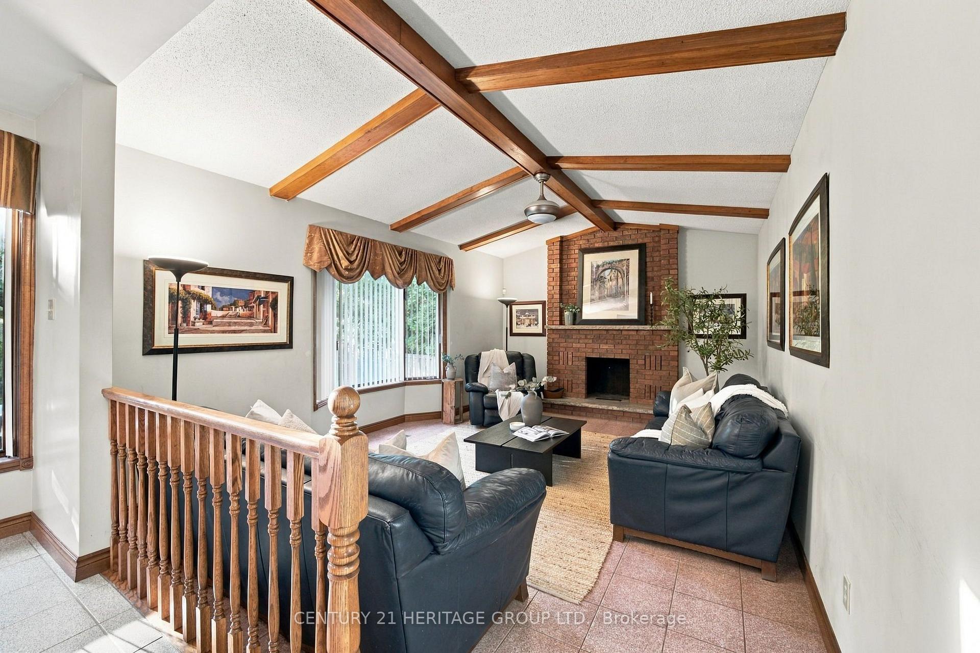 Photo 21 of 144 Lovers Lane, Hamilton, Ancaster — HOMEH
