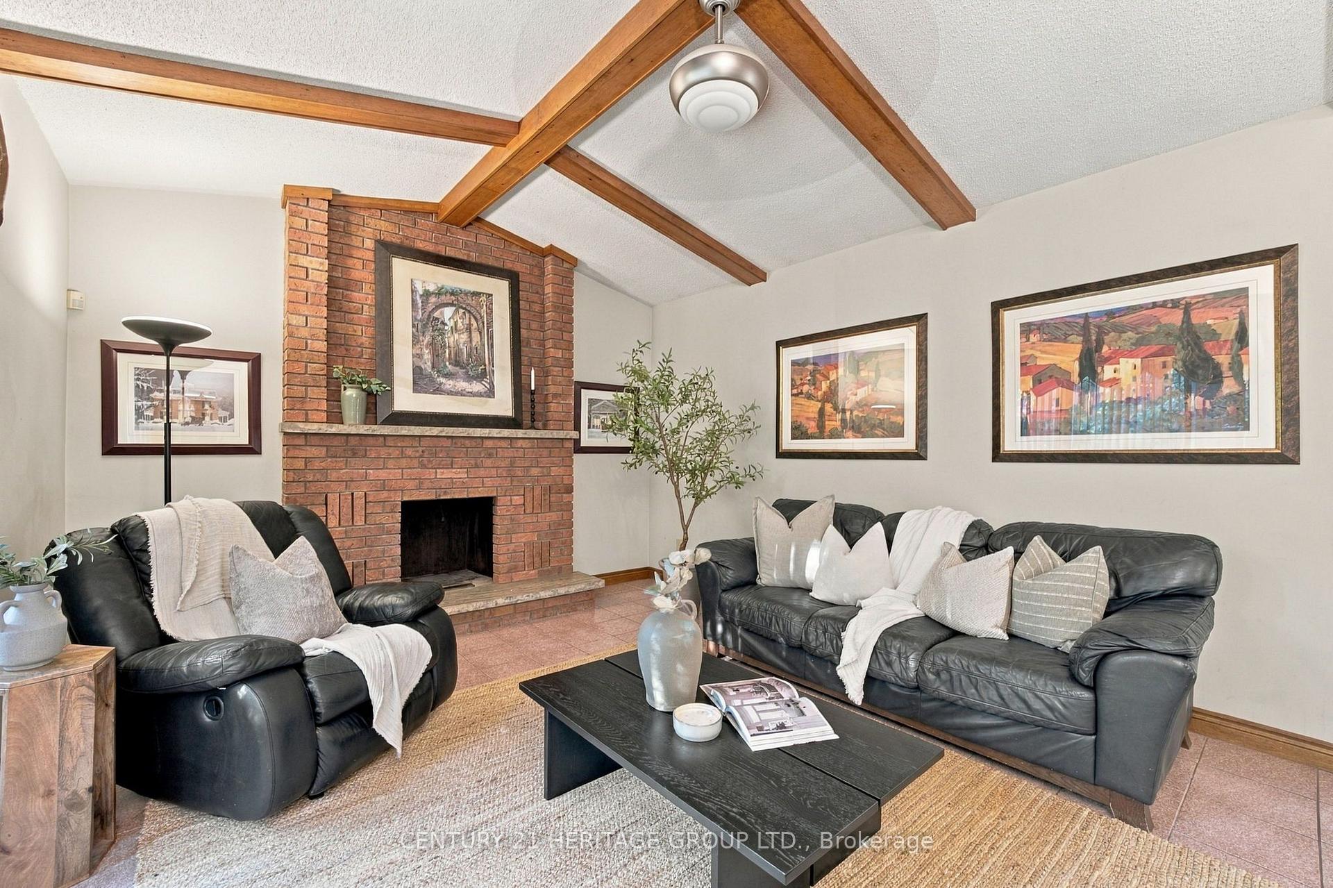 Photo 23 of 144 Lovers Lane, Hamilton, Ancaster — HOMEH